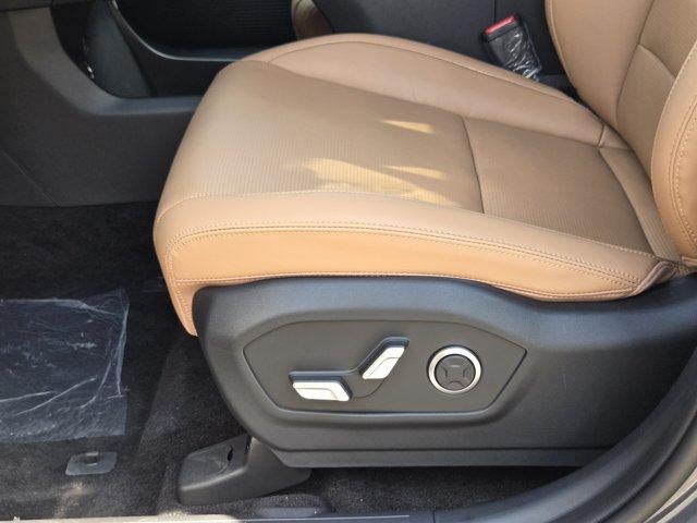 2027 Hyundai SANTA FE HYBRID Limited 6P