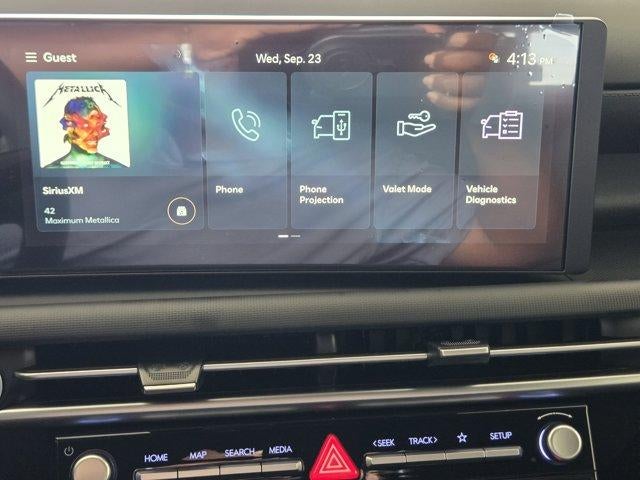 2027 Hyundai SANTA CRUZ SEL Activity