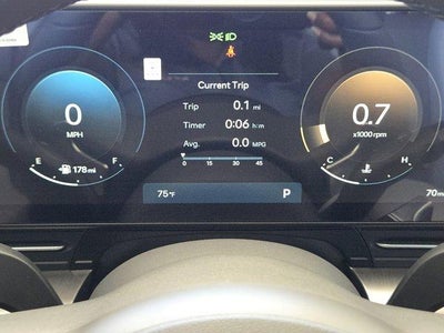 2026 Hyundai KONA SEL Premium FWD