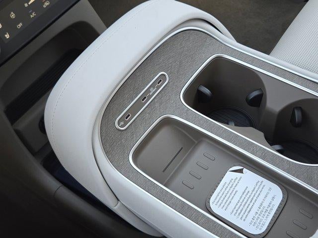 2026 Hyundai PALISADE SEL Premium 8P