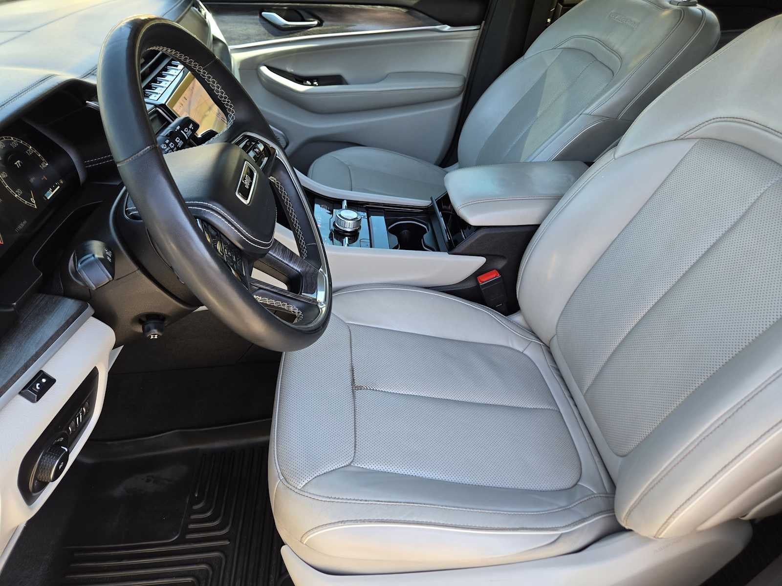2023 Jeep Grand Cherokee L Overland