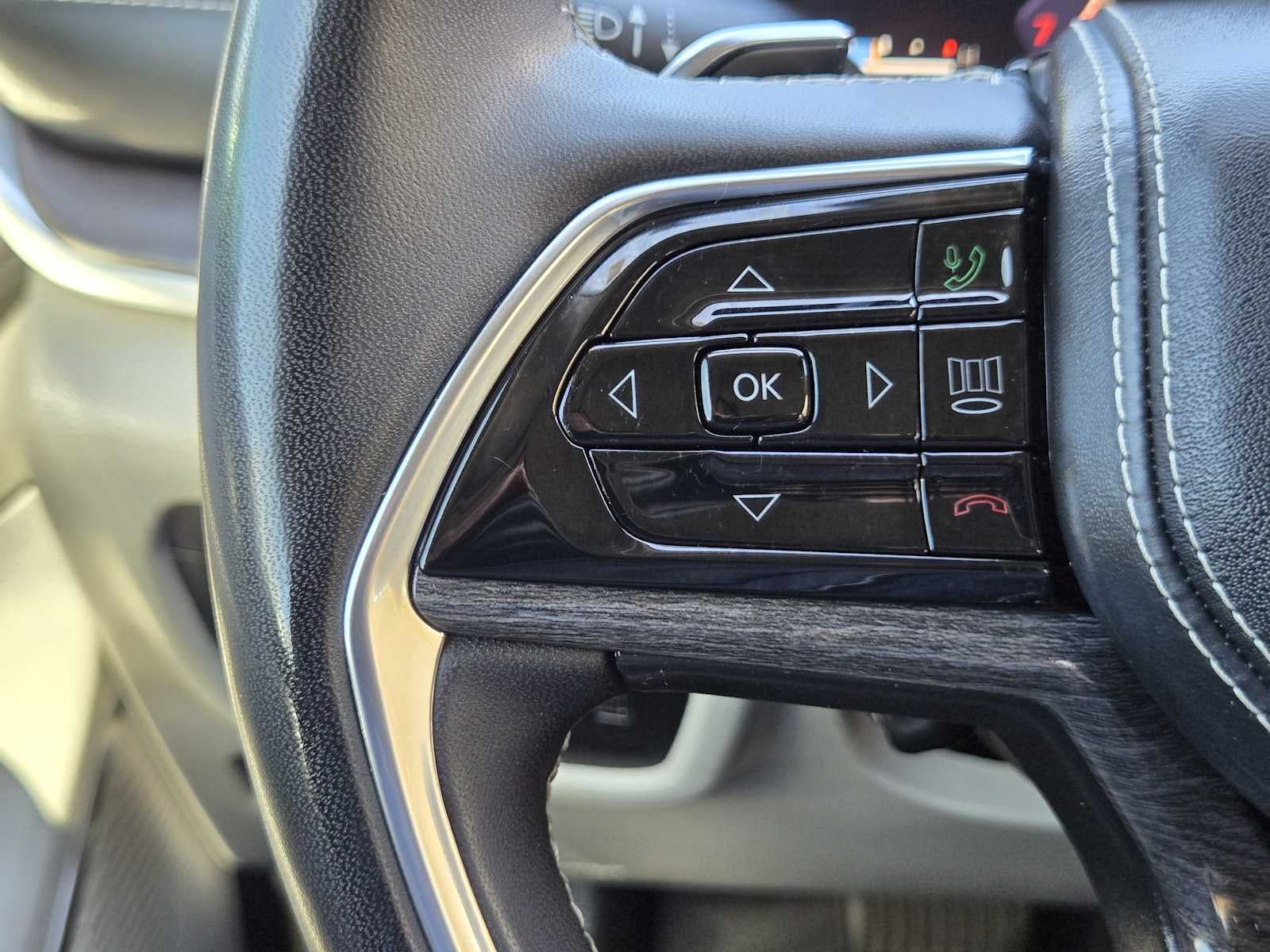 2023 Jeep Grand Cherokee L Overland