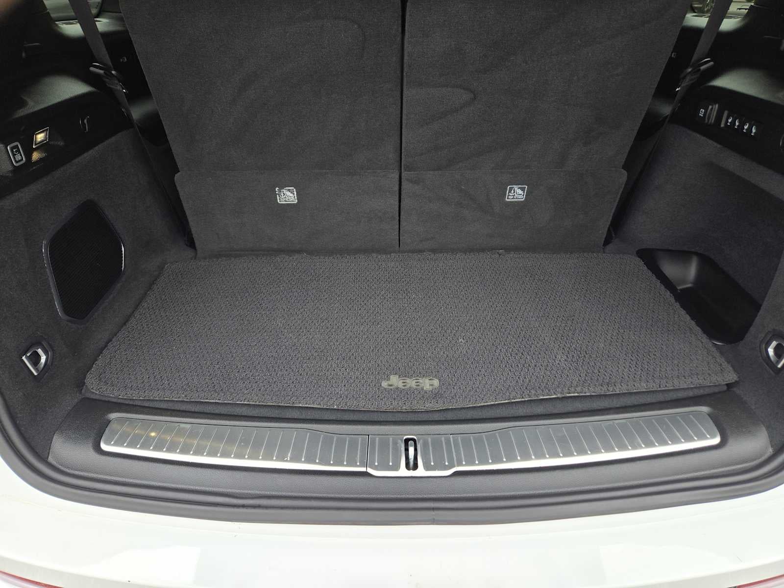 2023 Jeep Grand Cherokee L Summit