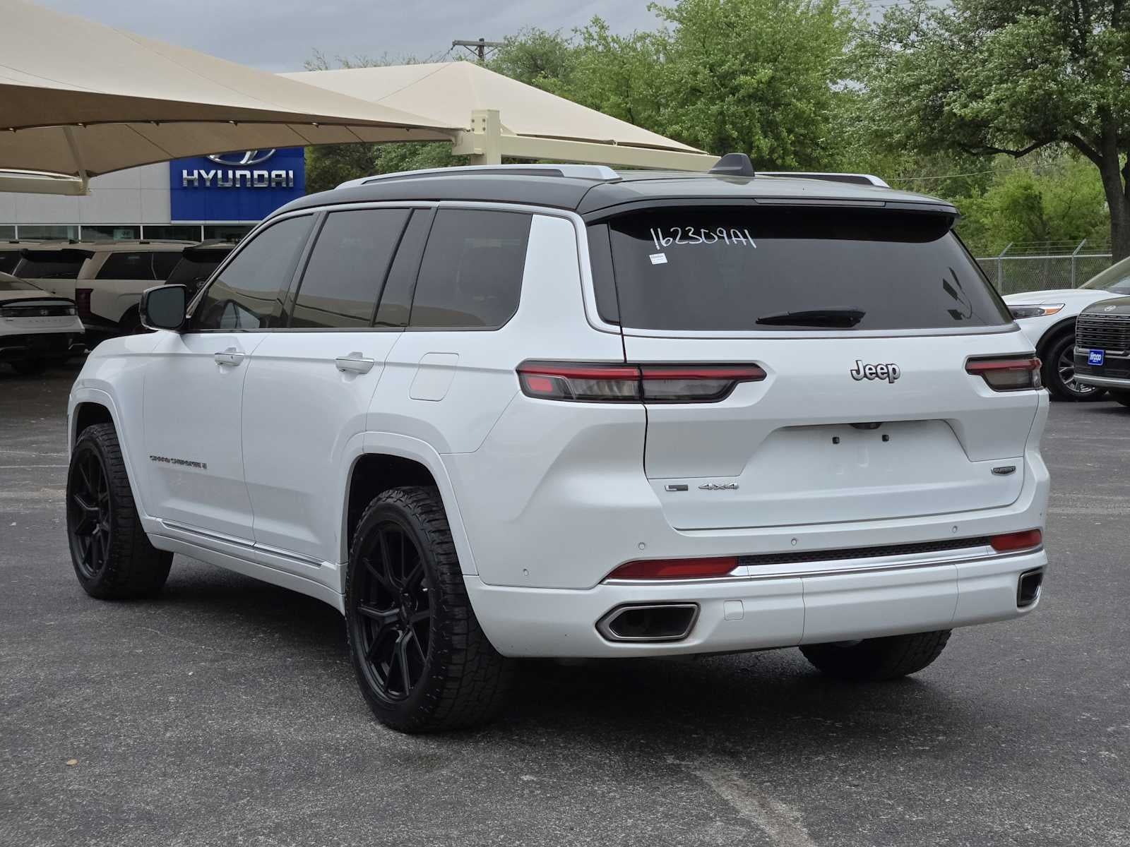 2023 Jeep Grand Cherokee L Summit