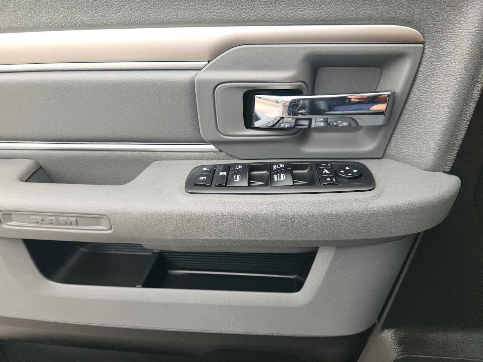2019 RAM 1500 Classic Lone Star