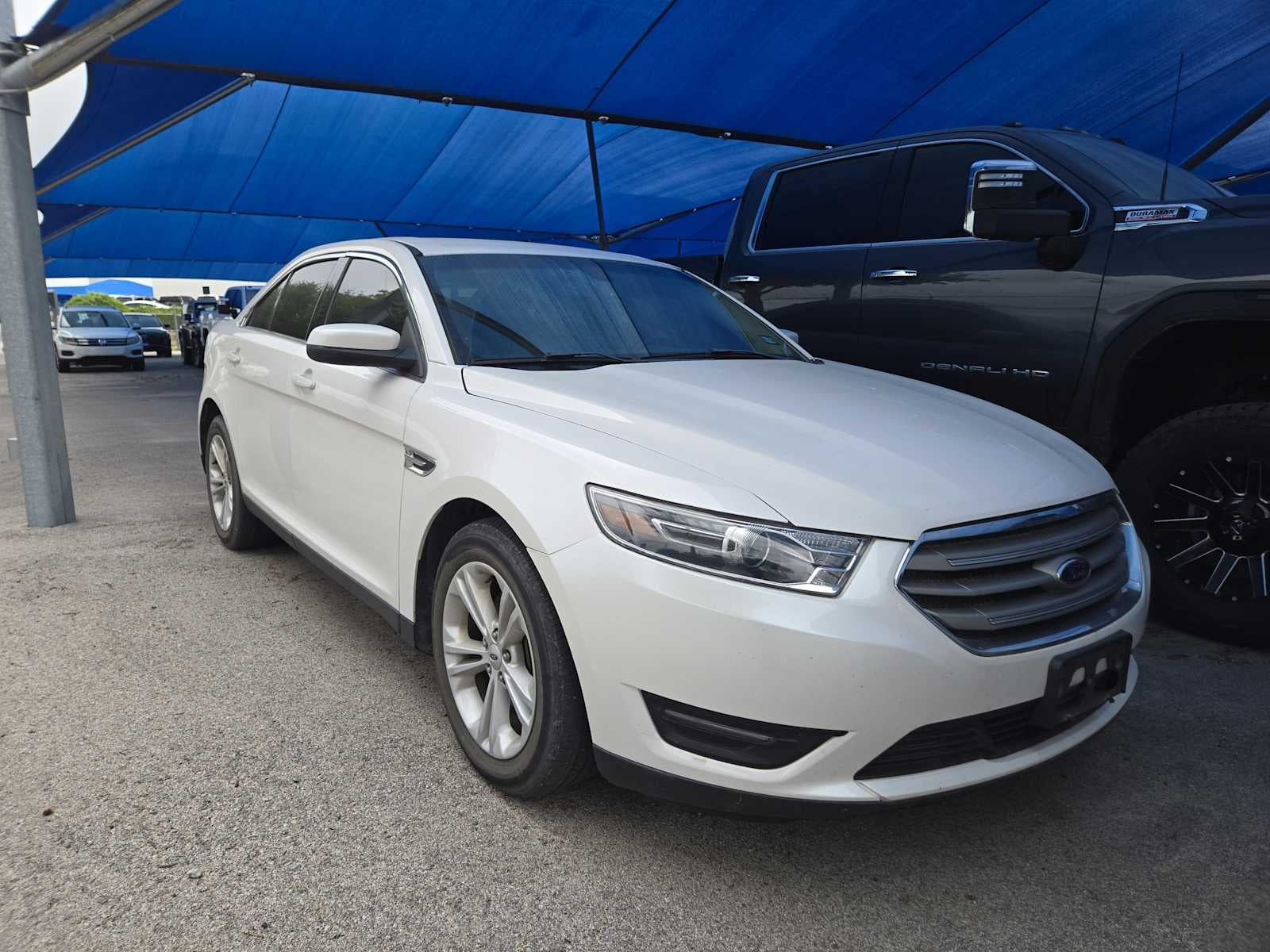 2018 Ford Taurus SEL