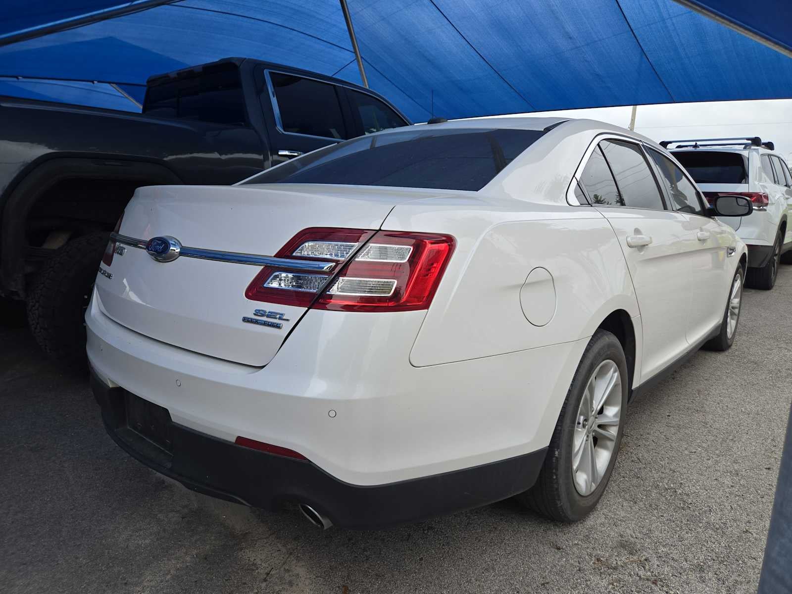 2018 Ford Taurus SEL