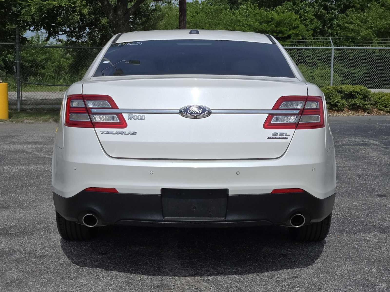2018 Ford Taurus SEL