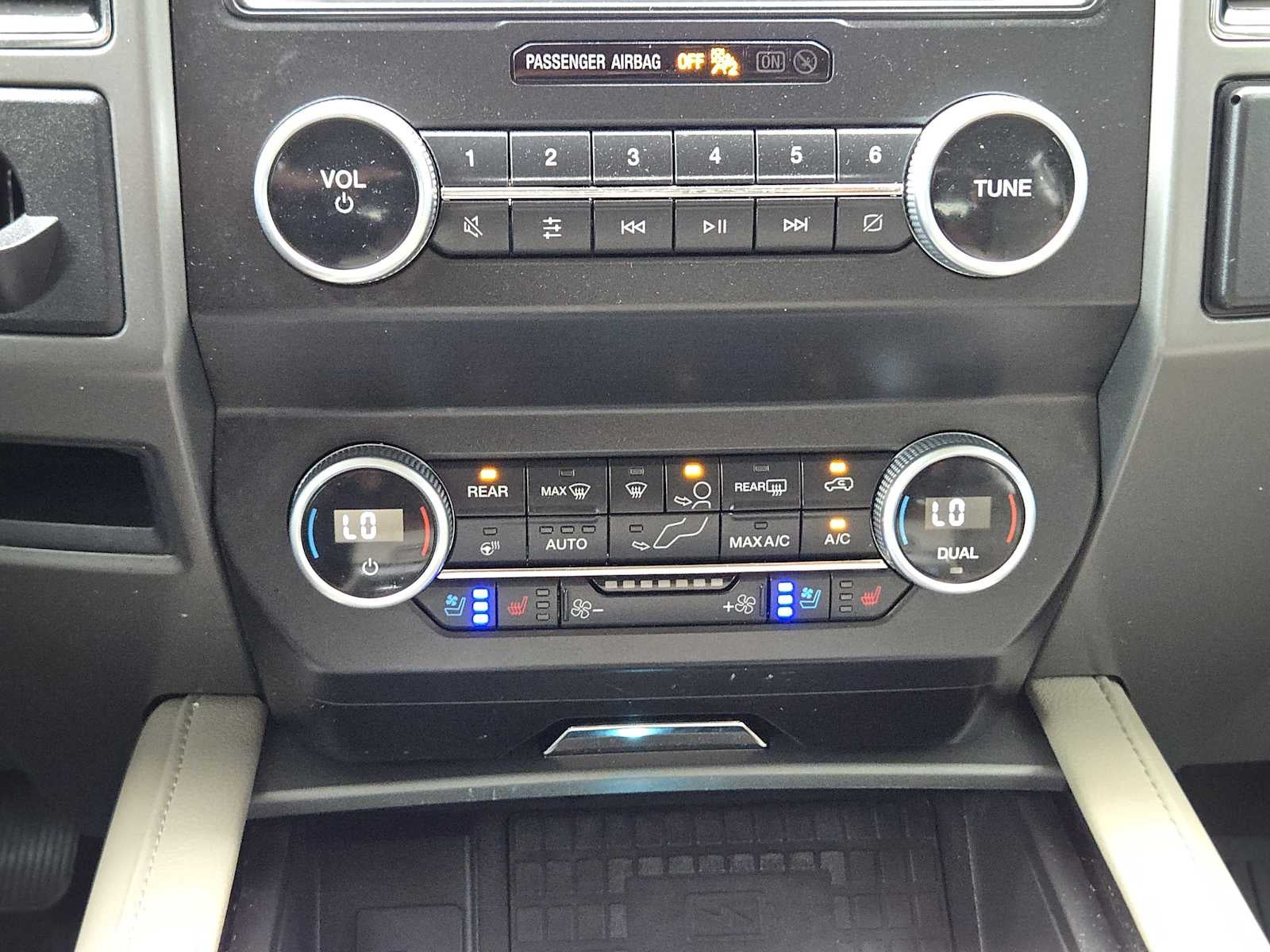 2021 Ford Expedition Max XLT