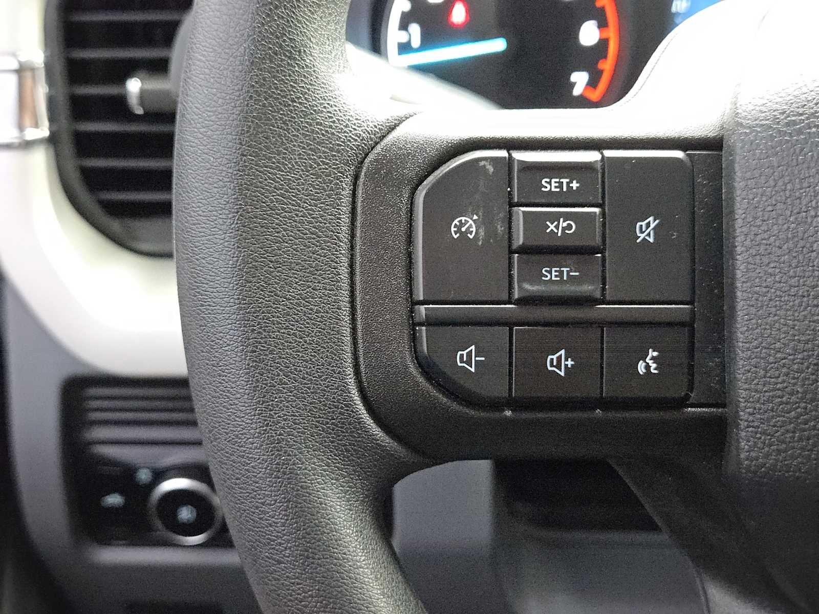 2024 Ford Super Duty F-250 Pickup XL