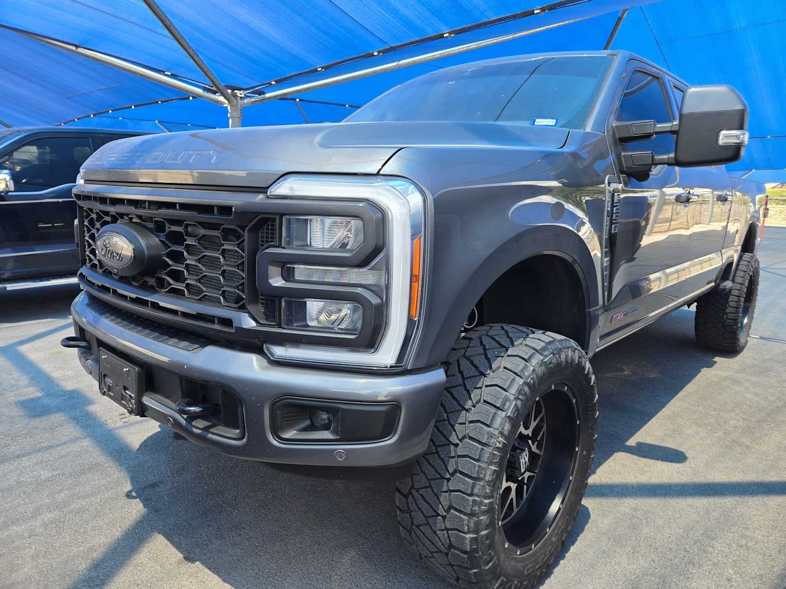 2023 Ford Super Duty F-250 Pickup LARIAT