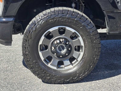 2023 Ford Super Duty F-250 Pickup LARIAT