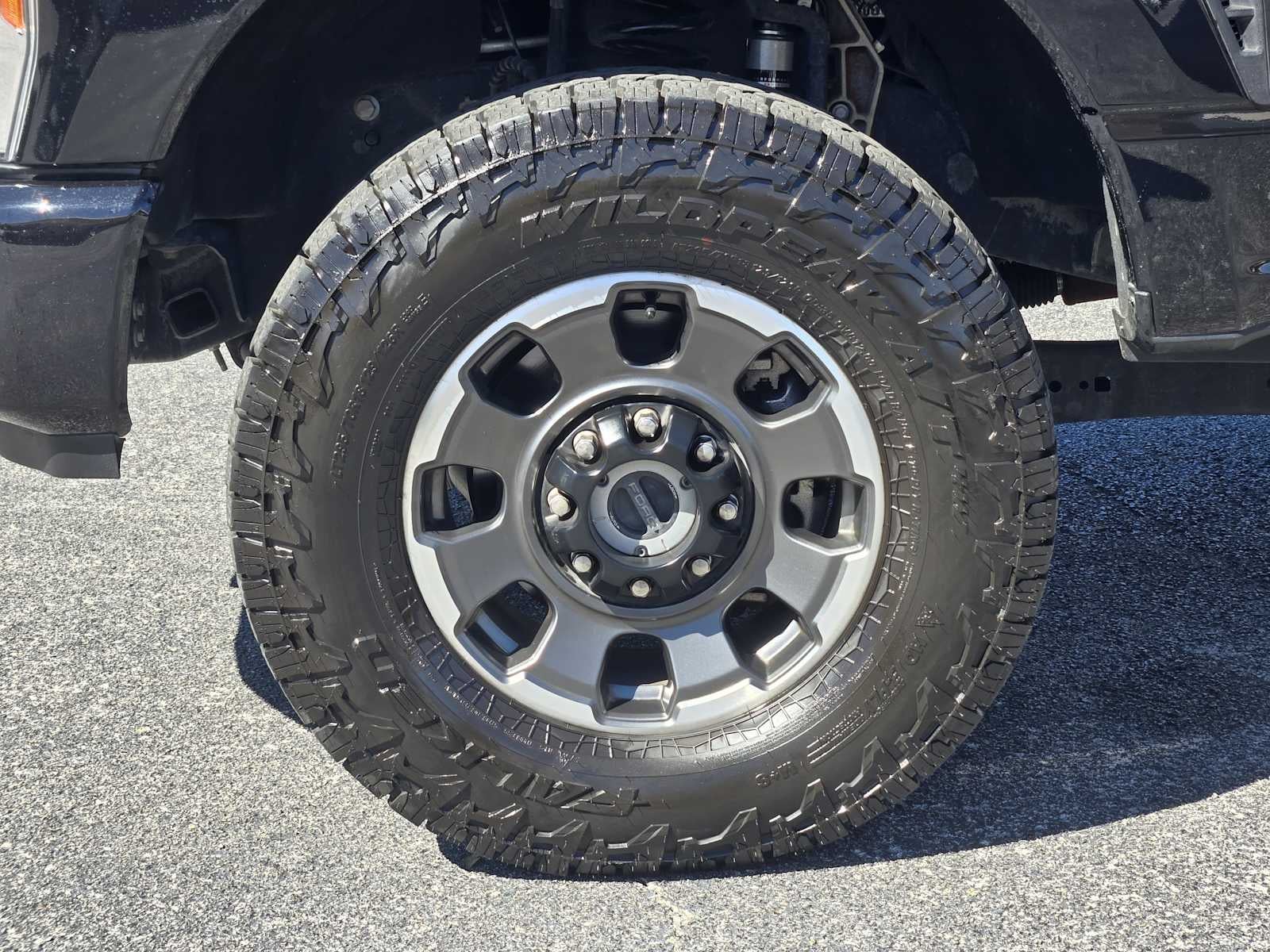 2023 Ford Super Duty F-250 Pickup LARIAT