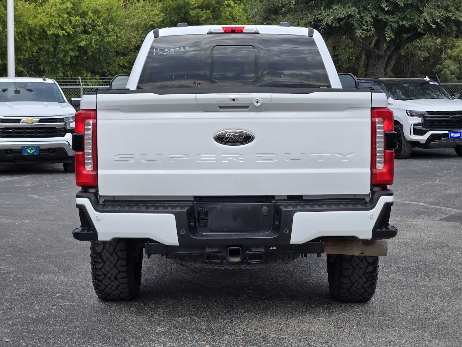2023 Ford Super Duty F-250 Pickup LARIAT