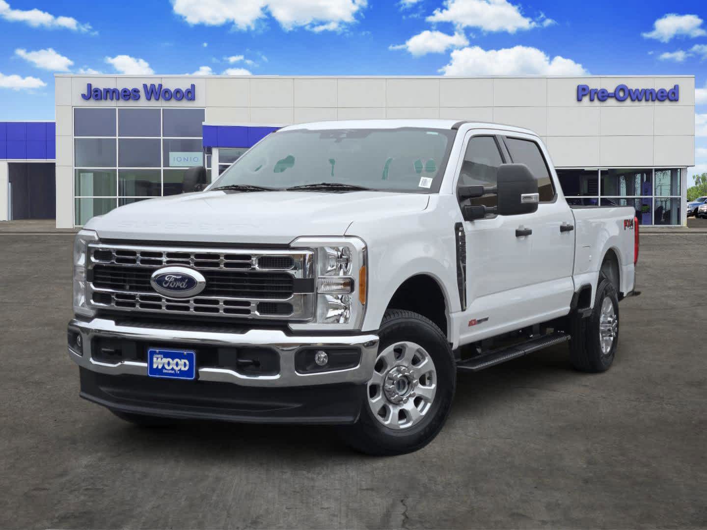 2023 Ford Super Duty F-250 Pickup XLT