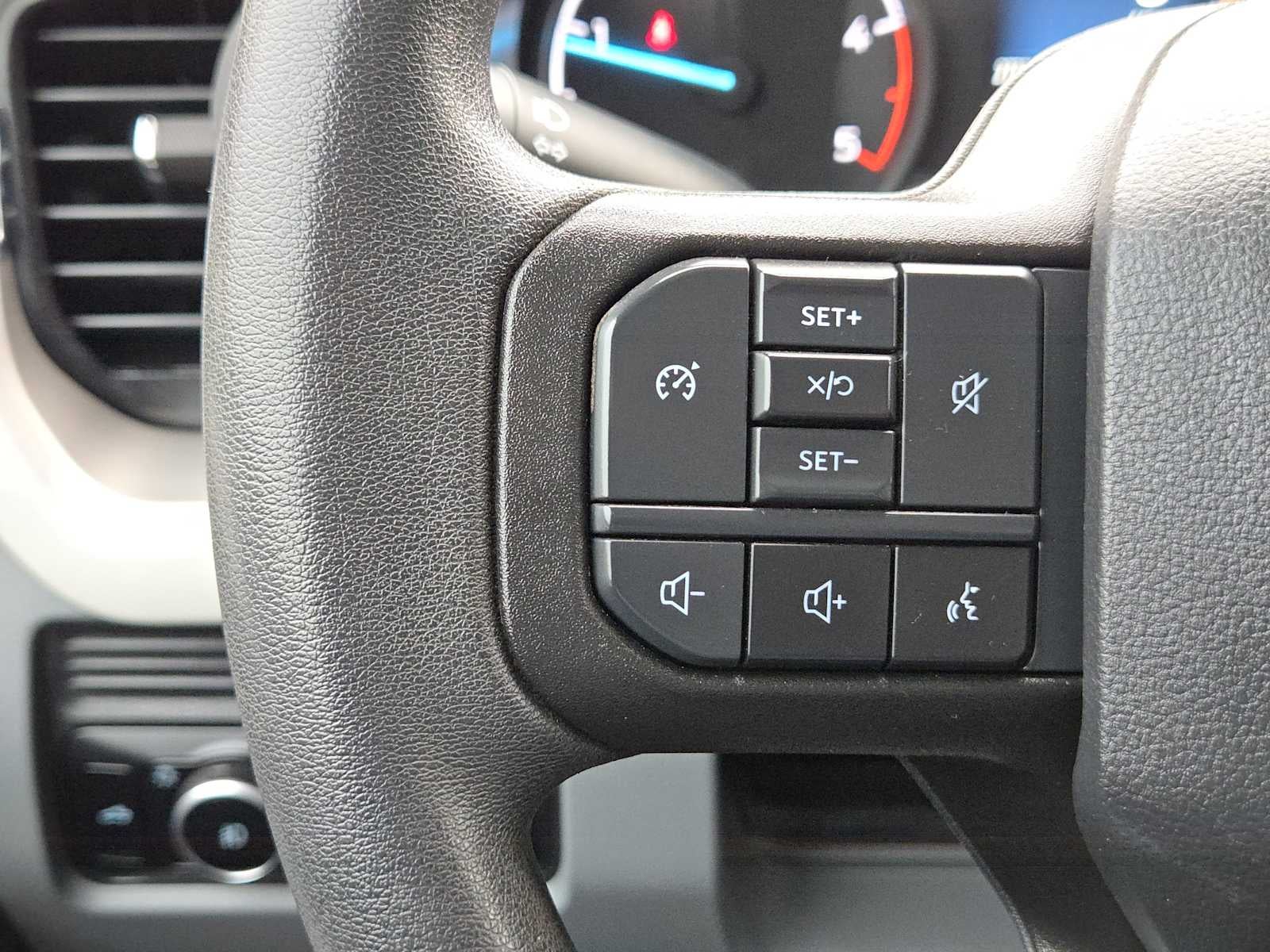 2023 Ford Super Duty F-250 Pickup XLT