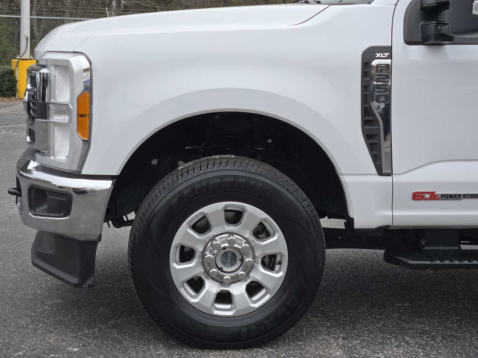 2023 Ford Super Duty F-250 Pickup XLT