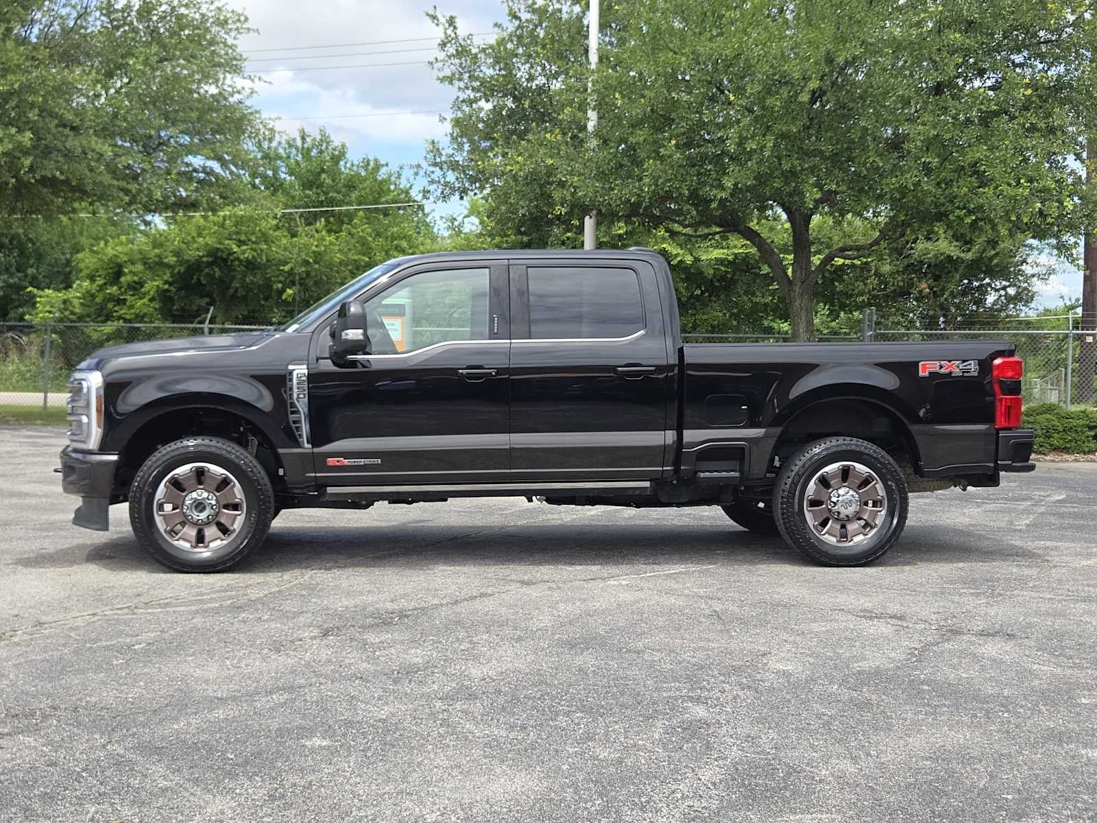 2024 Ford Super Duty F-250 Pickup King Ranch