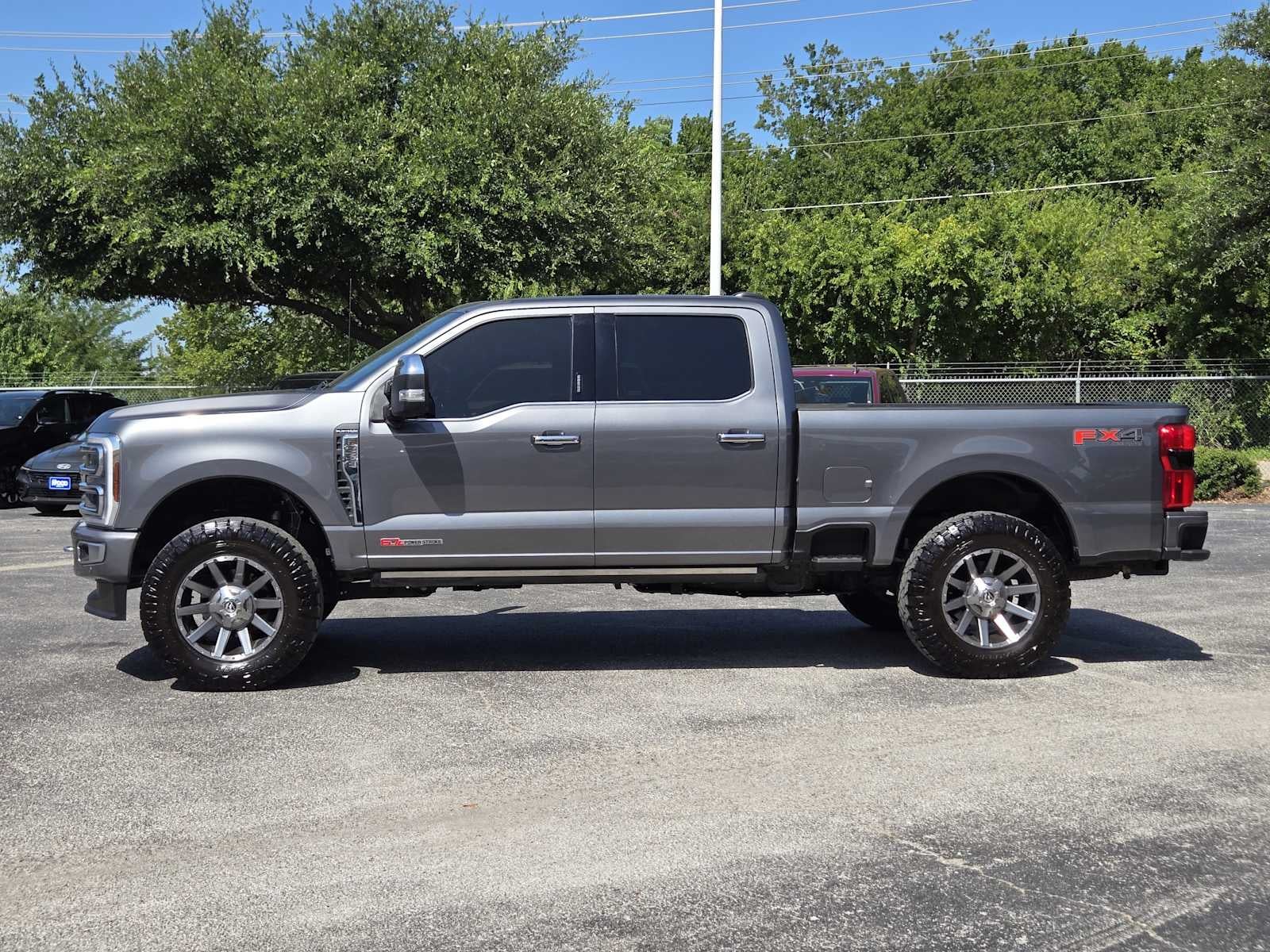 2024 Ford Super Duty F-250 Pickup Platinum
