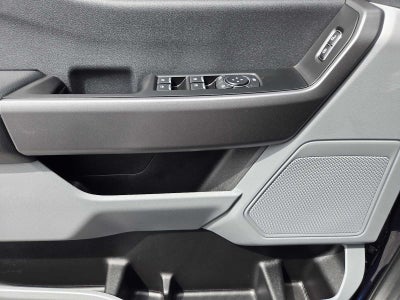 2025 Ford Super Duty F-250 Pickup XL