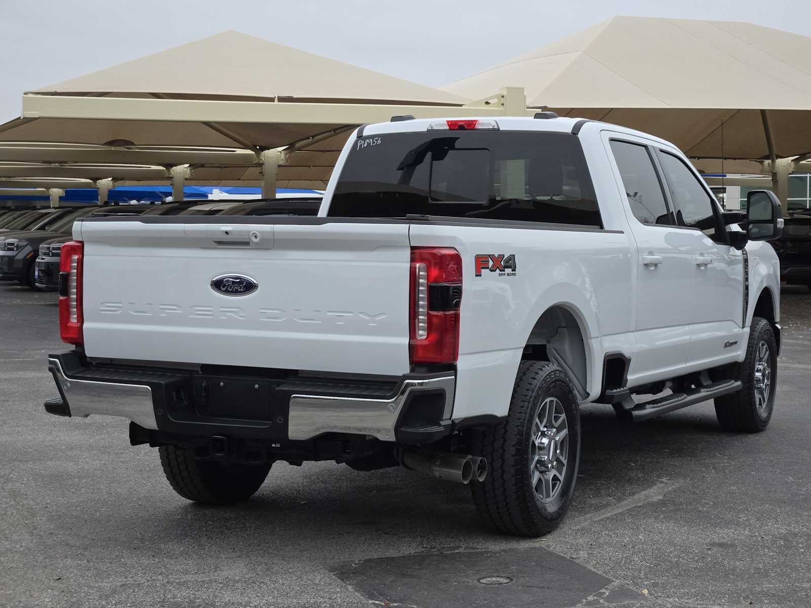 2024 Ford Super Duty F-250 Pickup LARIAT