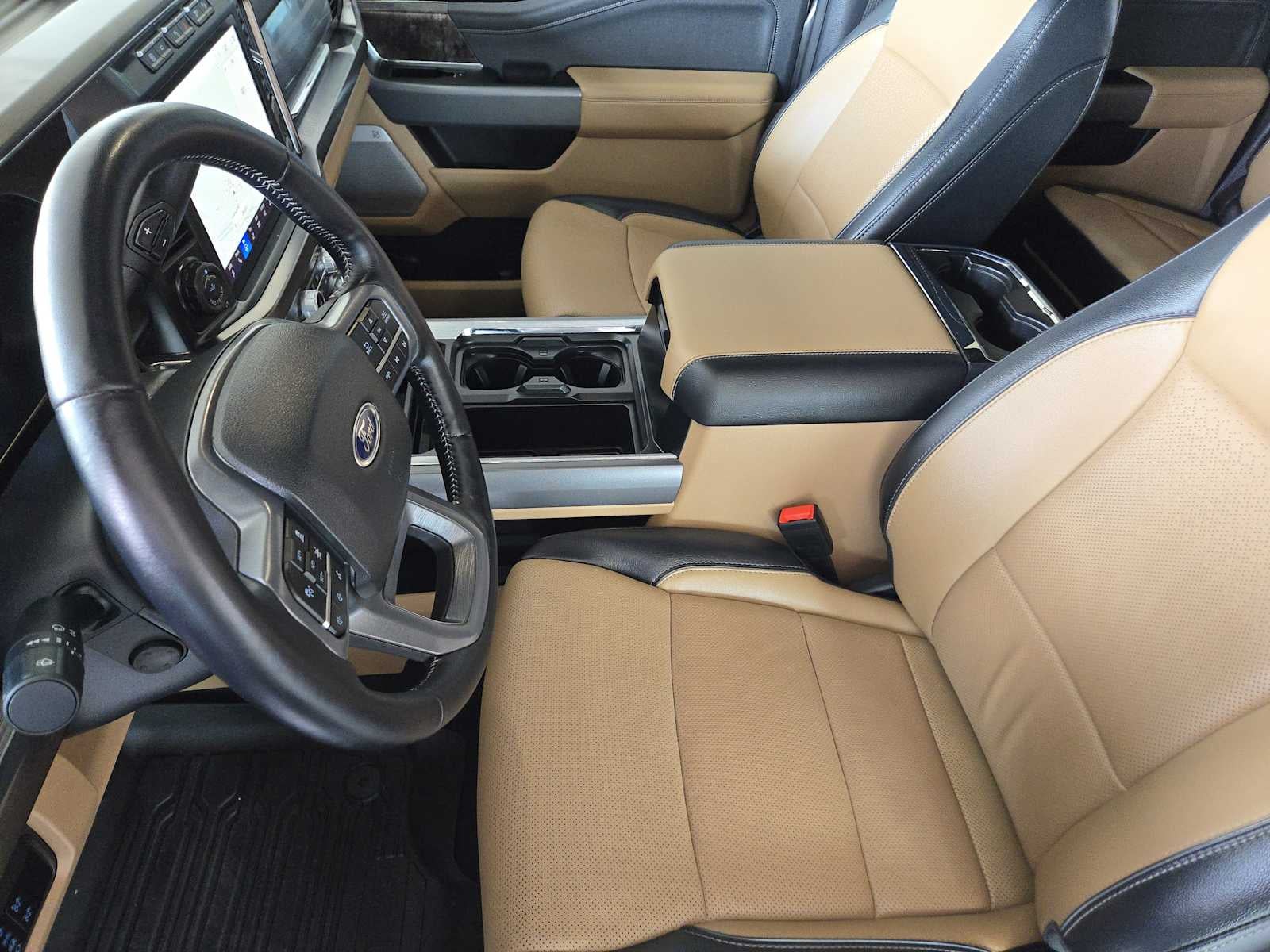 2024 Ford Super Duty F-250 Pickup LARIAT