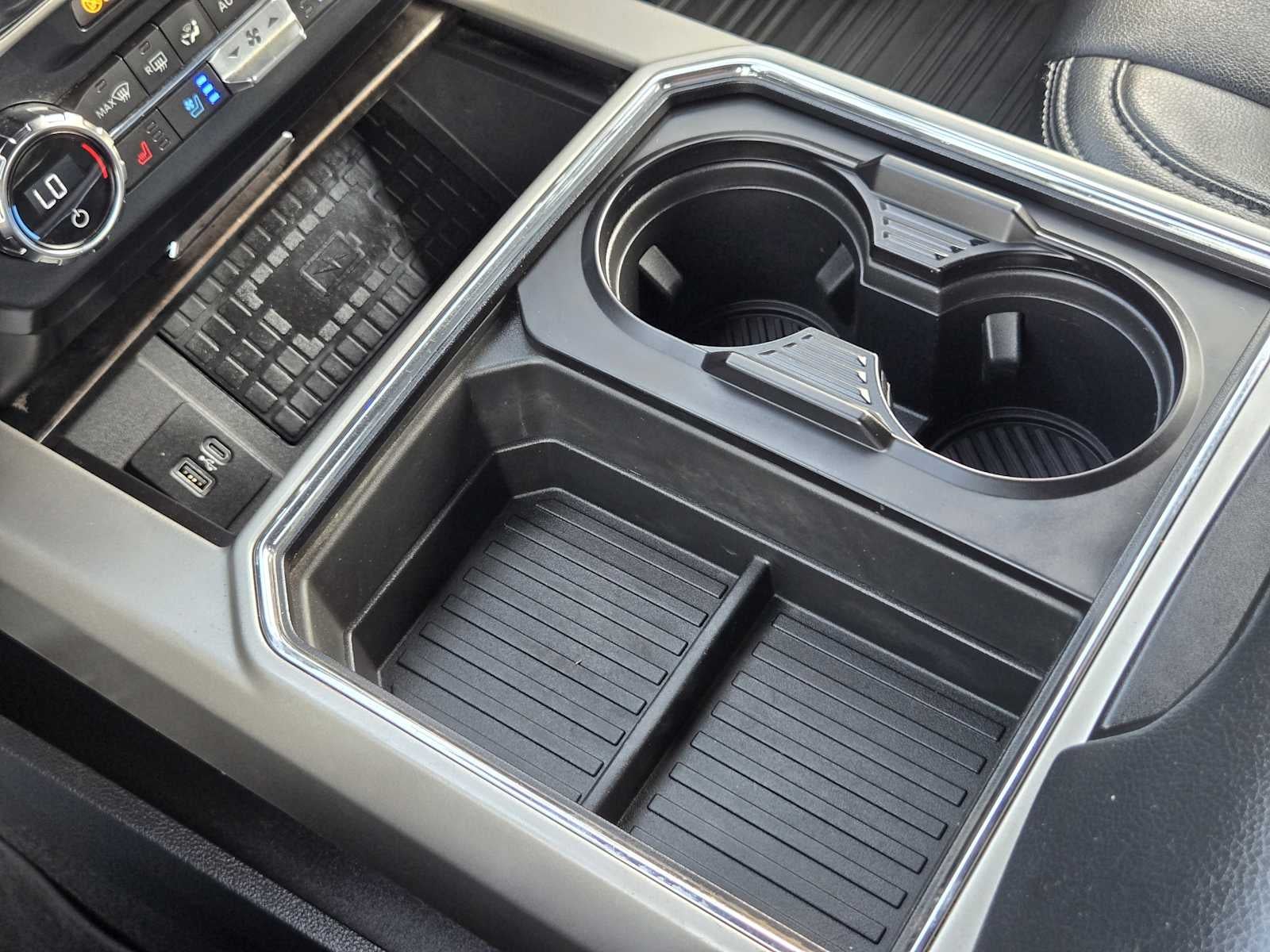 2022 Ford Super Duty F-350 SRW Pickup LARIAT