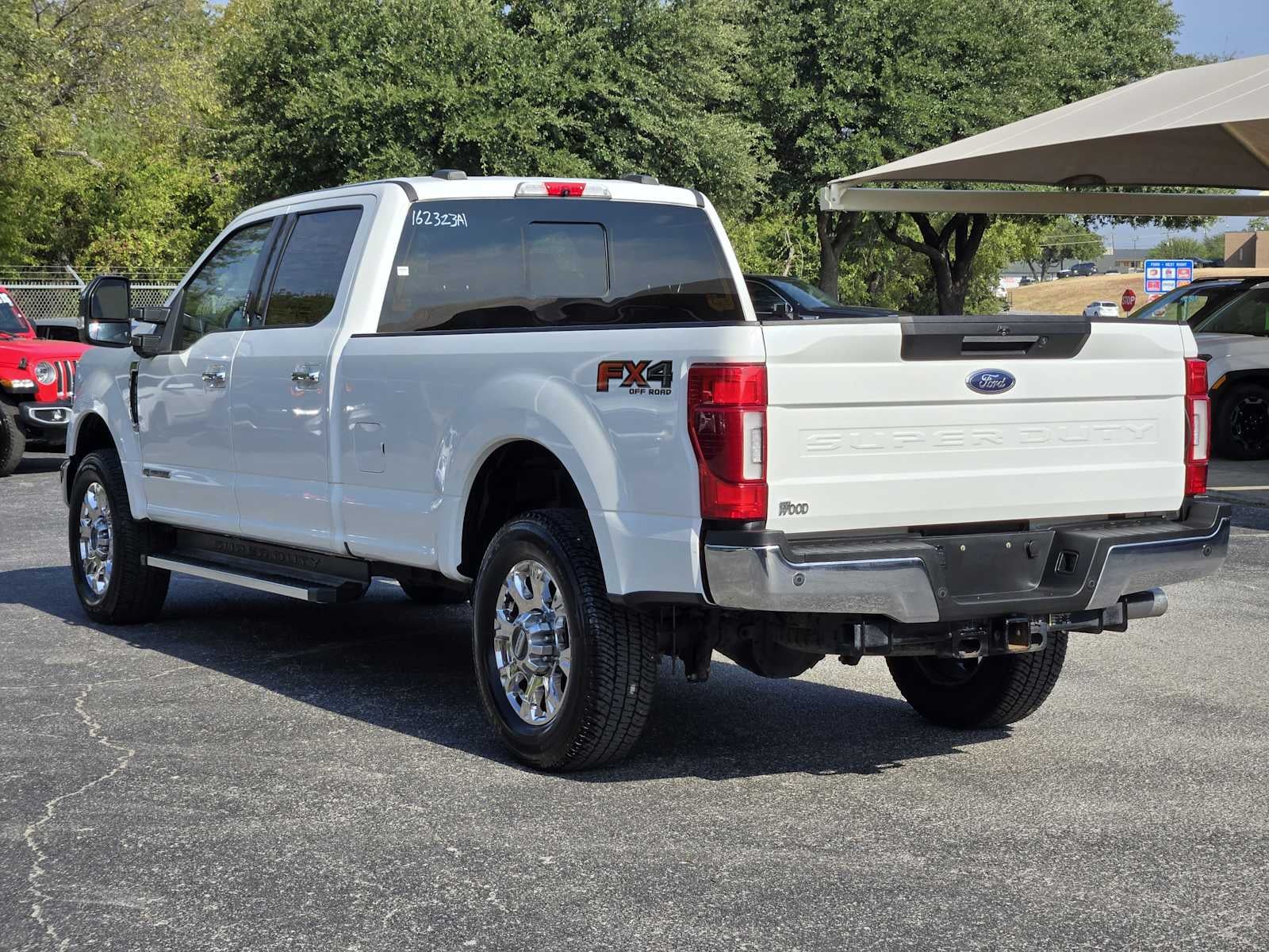 2022 Ford Super Duty F-350 SRW Pickup LARIAT