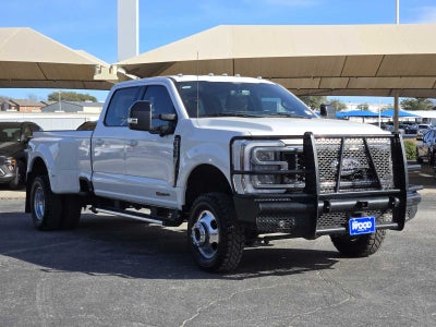 2024 Ford Super Duty F-350 DRW LARIAT