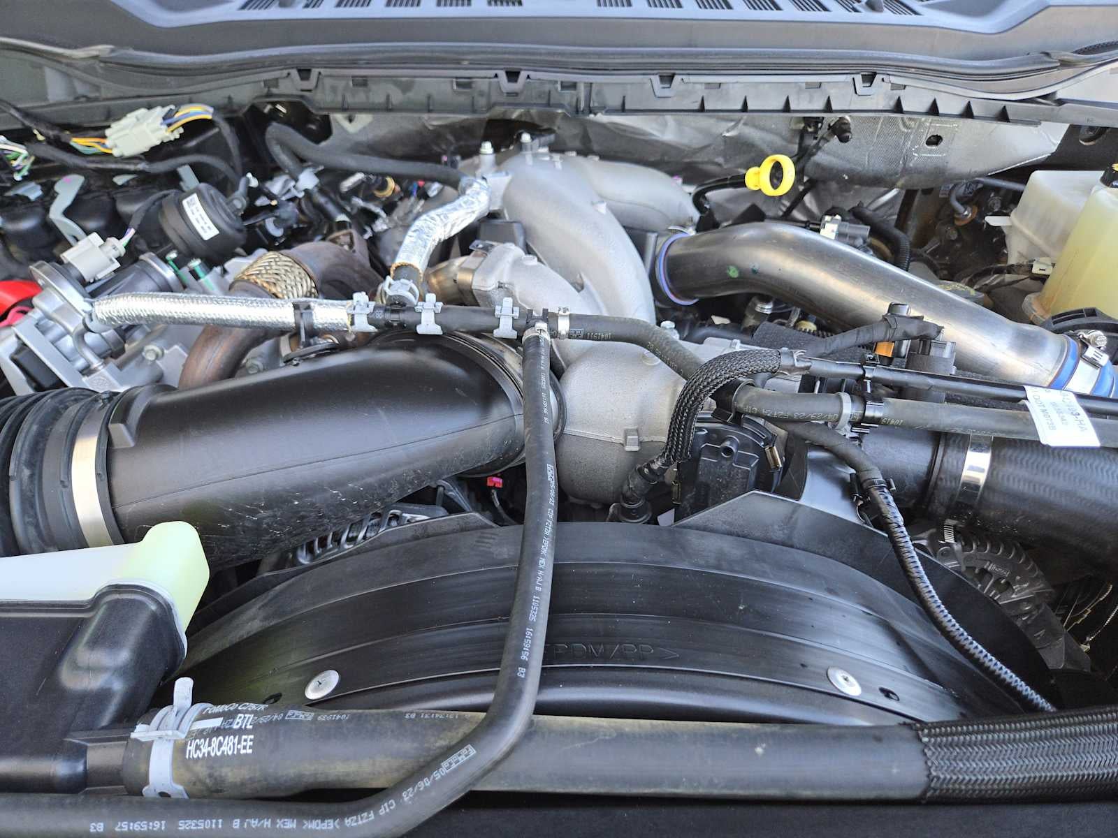 2023 Ford Super Duty F-350 DRW LARIAT