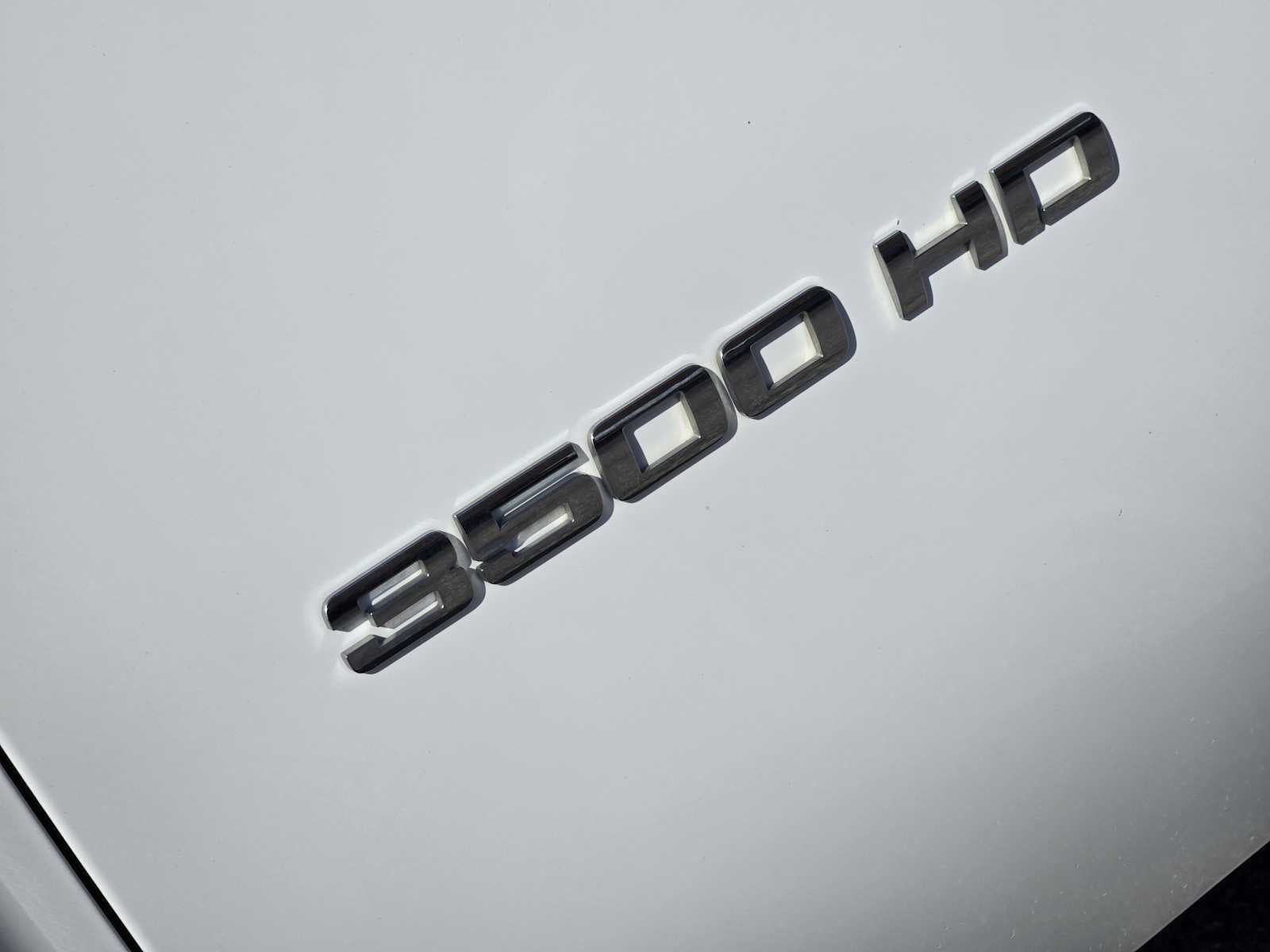 2011 Chevrolet Silverado 3500HD WT