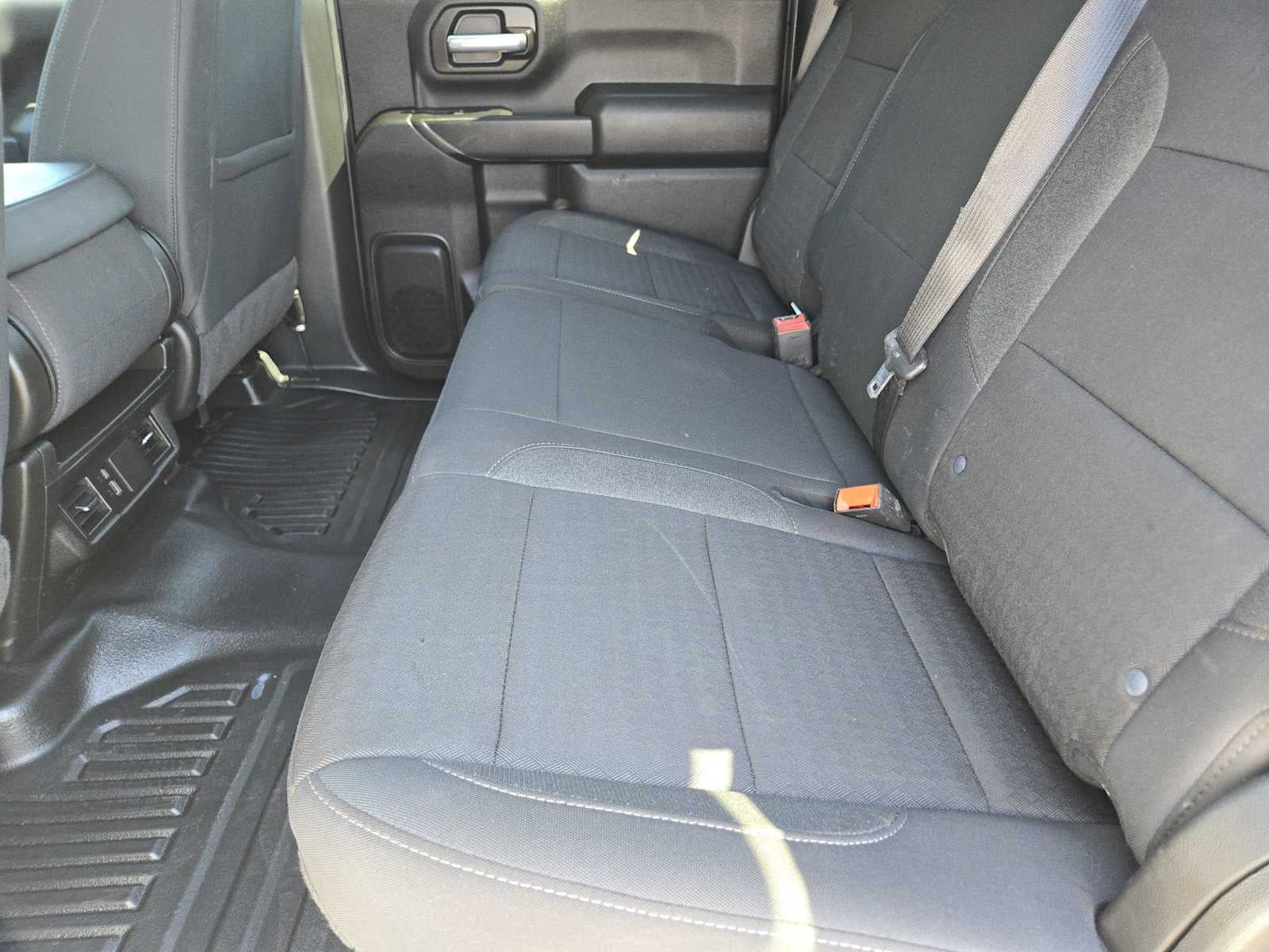 2025 Chevrolet Silverado 3500HD CC Work Truck