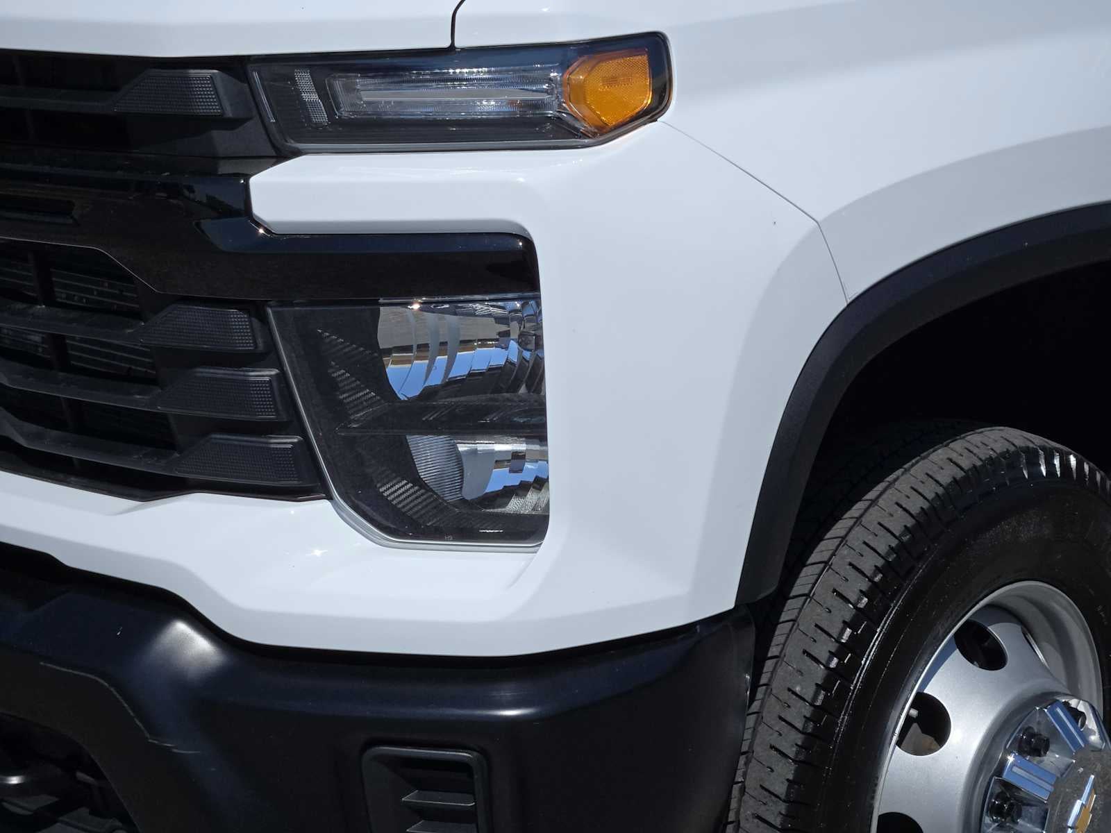 2025 Chevrolet Silverado 3500HD CC Work Truck