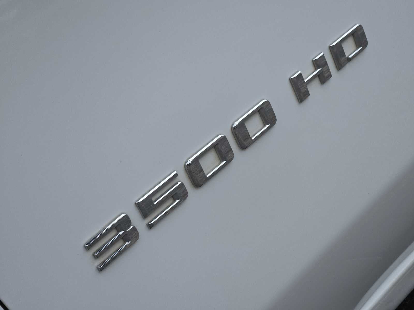 2023 Chevrolet Silverado 3500HD CC Work Truck