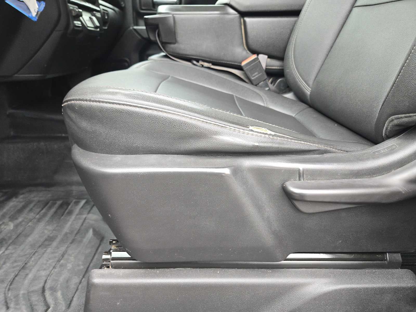 2023 Chevrolet Silverado 3500HD CC Work Truck
