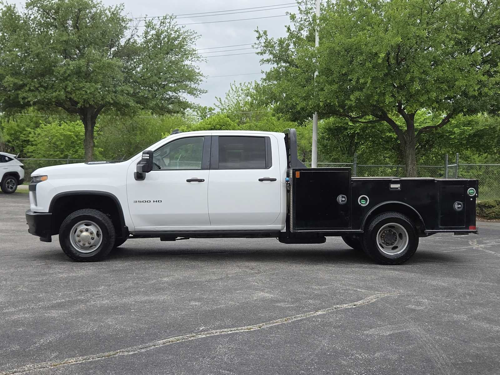 2023 Chevrolet Silverado 3500HD CC Work Truck