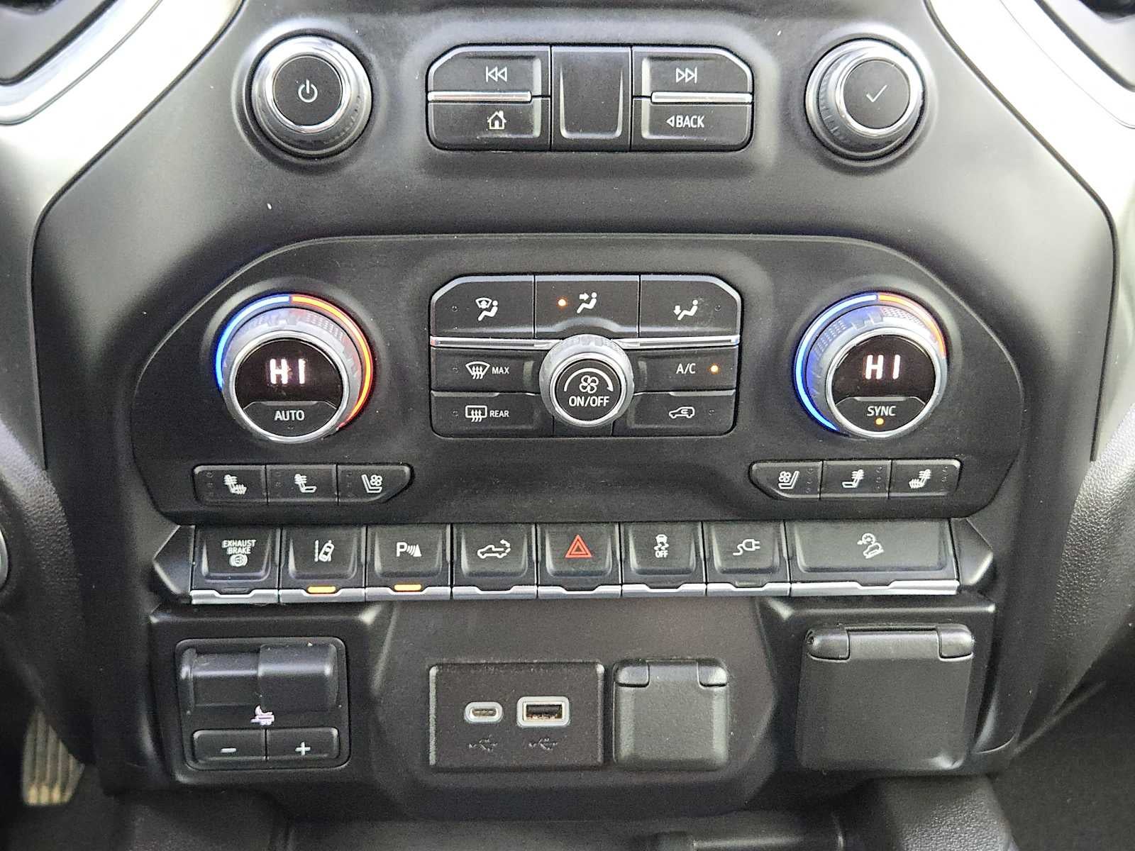 2022 Chevrolet Silverado 3500HD LTZ