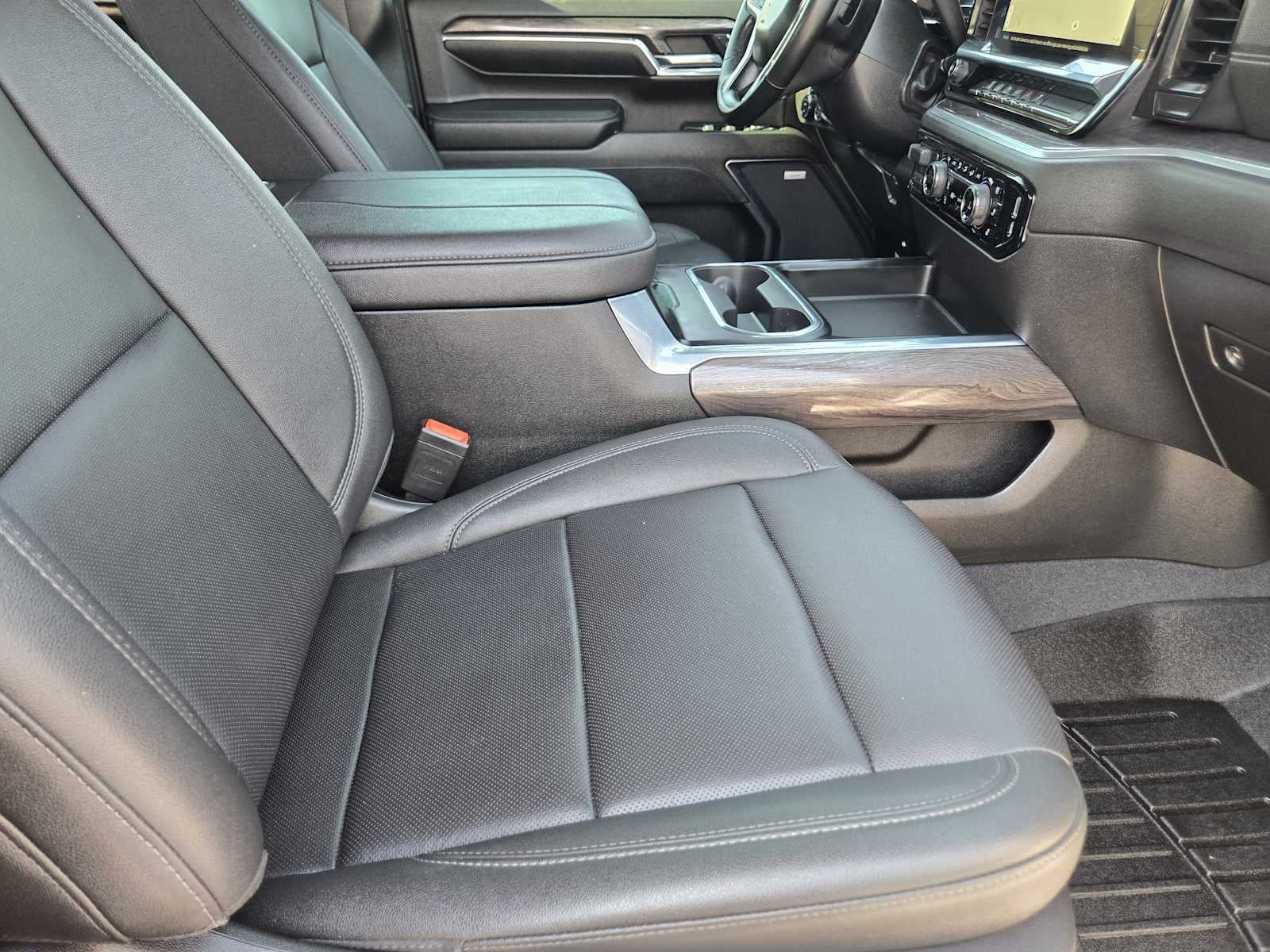 2024 Chevrolet Silverado 3500HD LTZ