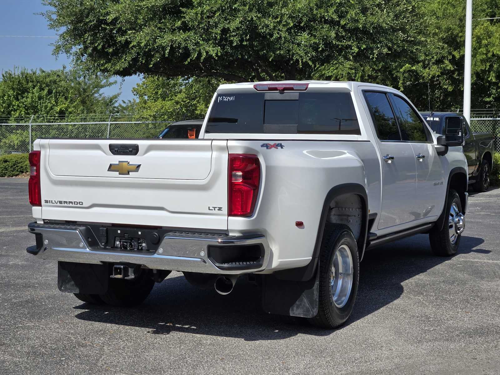 2024 Chevrolet Silverado 3500HD LTZ