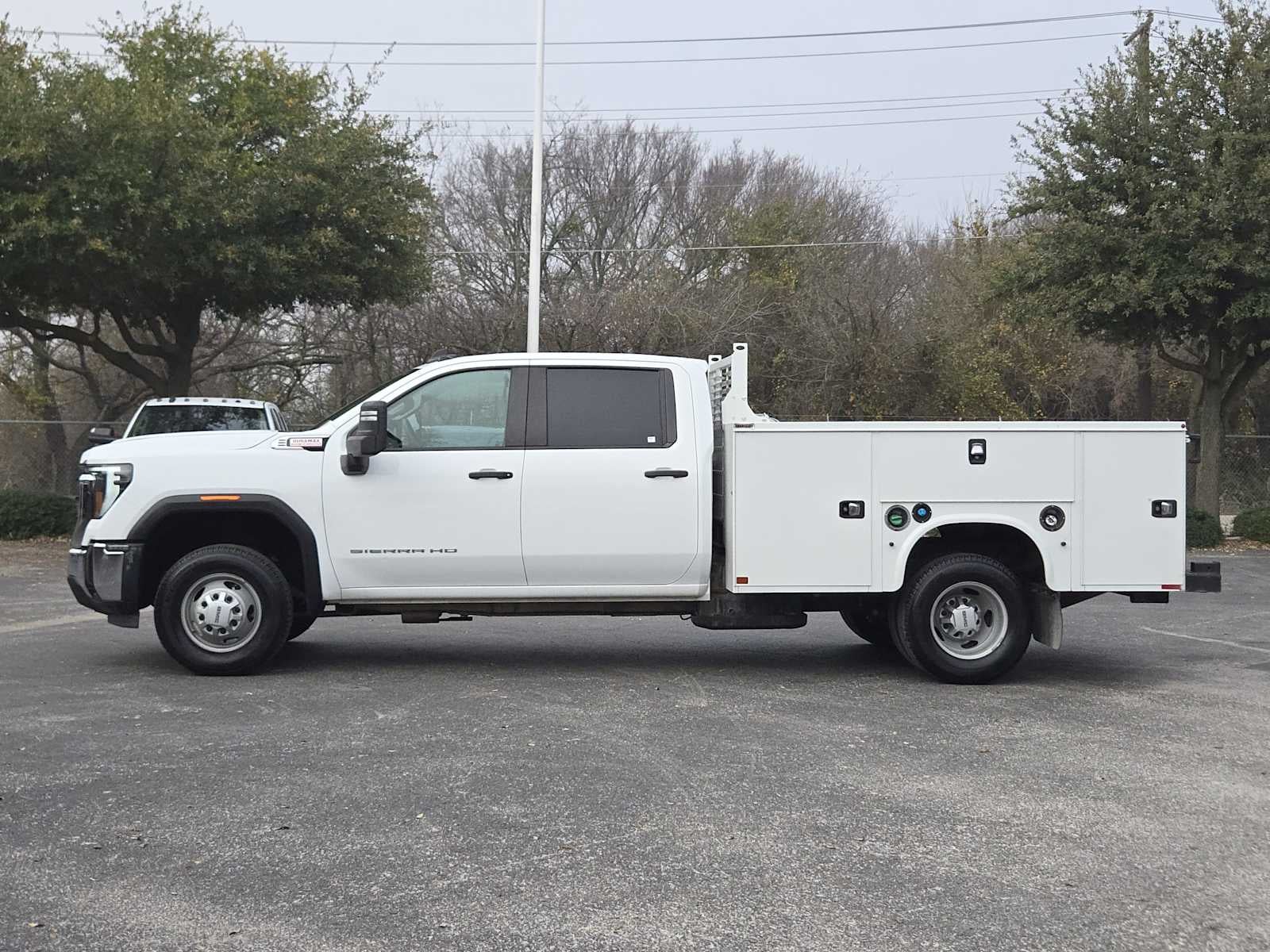 2024 GMC Sierra 3500HD Pro