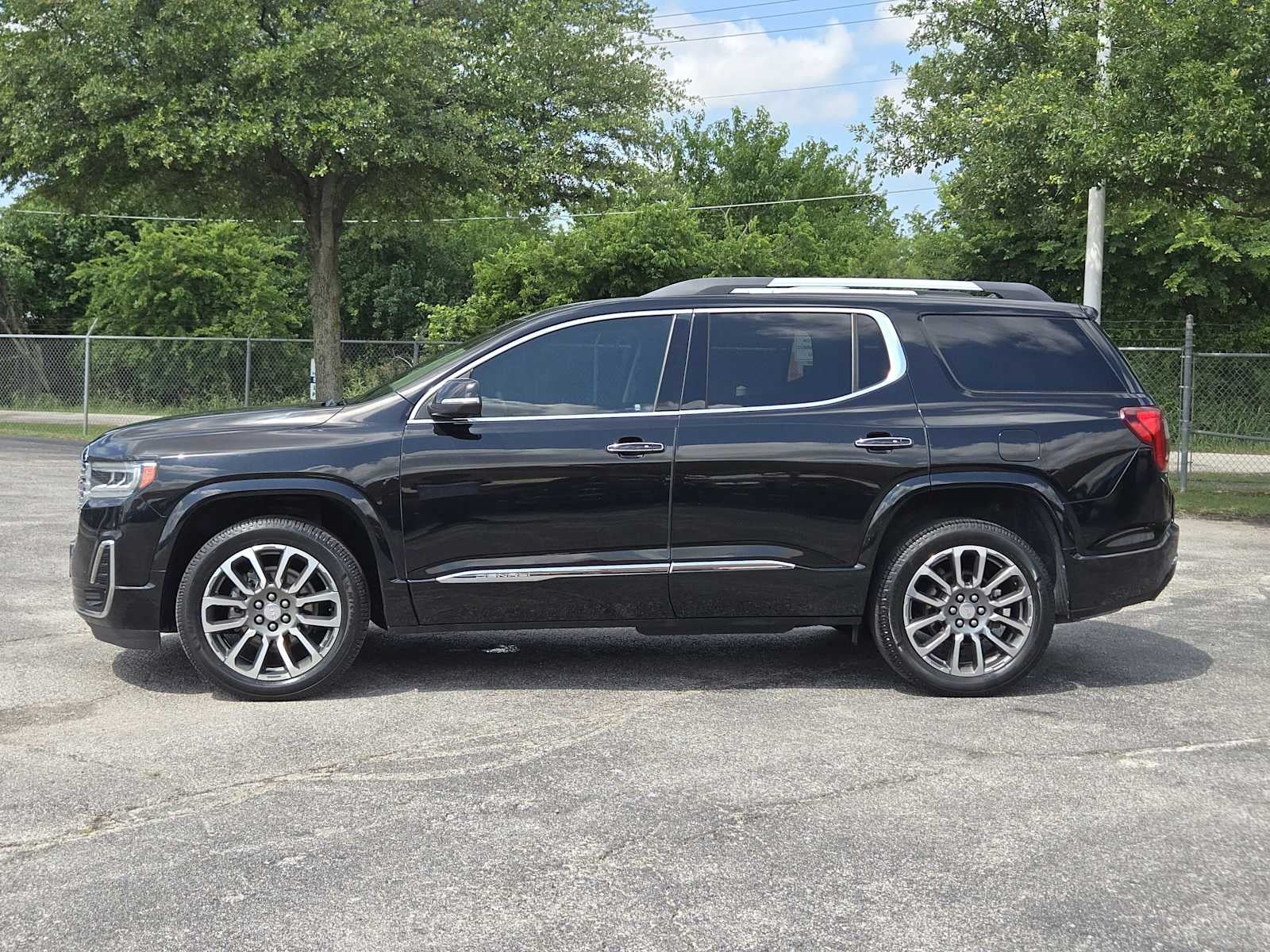 2024 GMC Acadia FWD Elevation