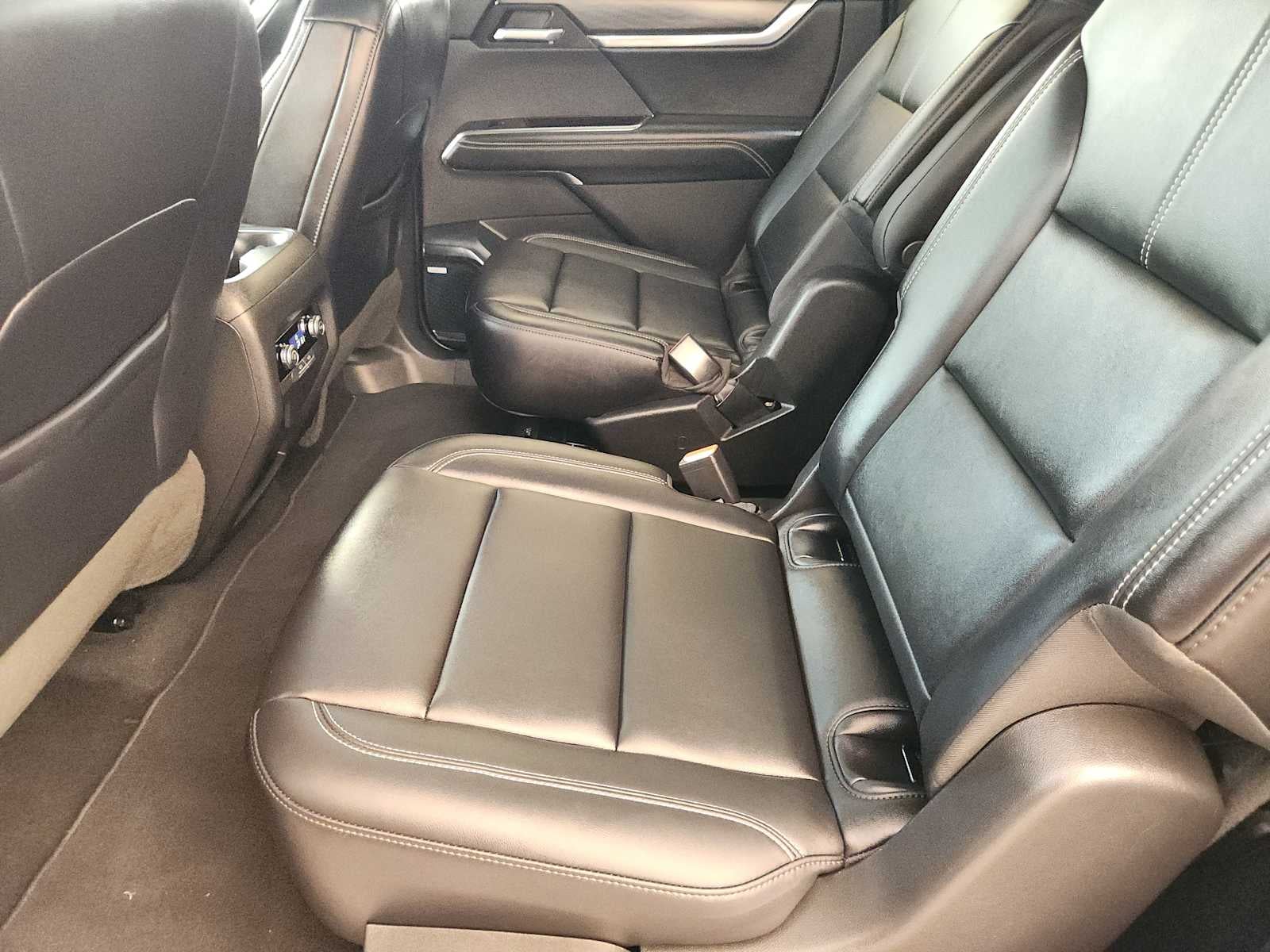 2026 GMC Acadia FWD Elevation