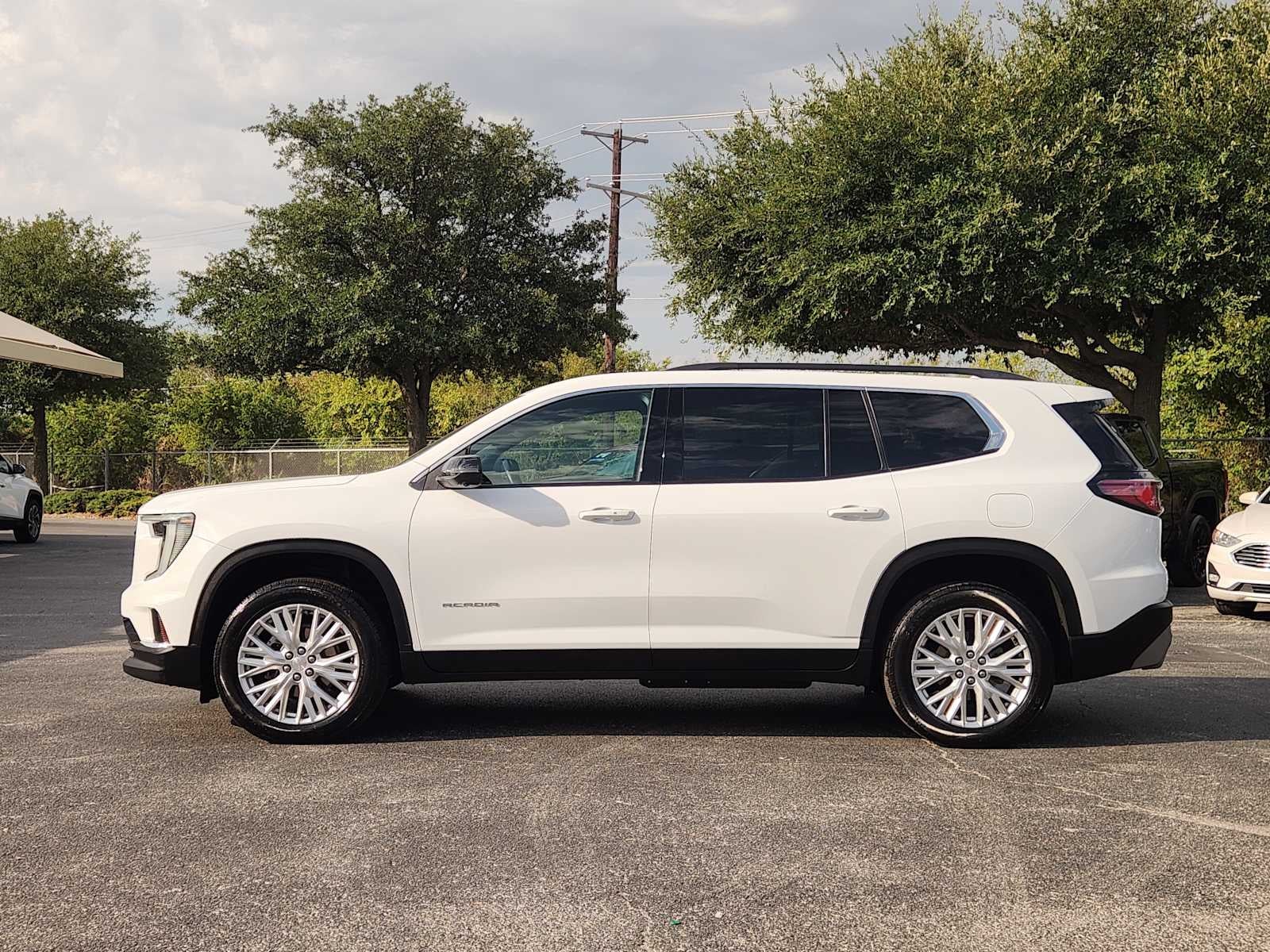 2026 GMC Acadia FWD Elevation