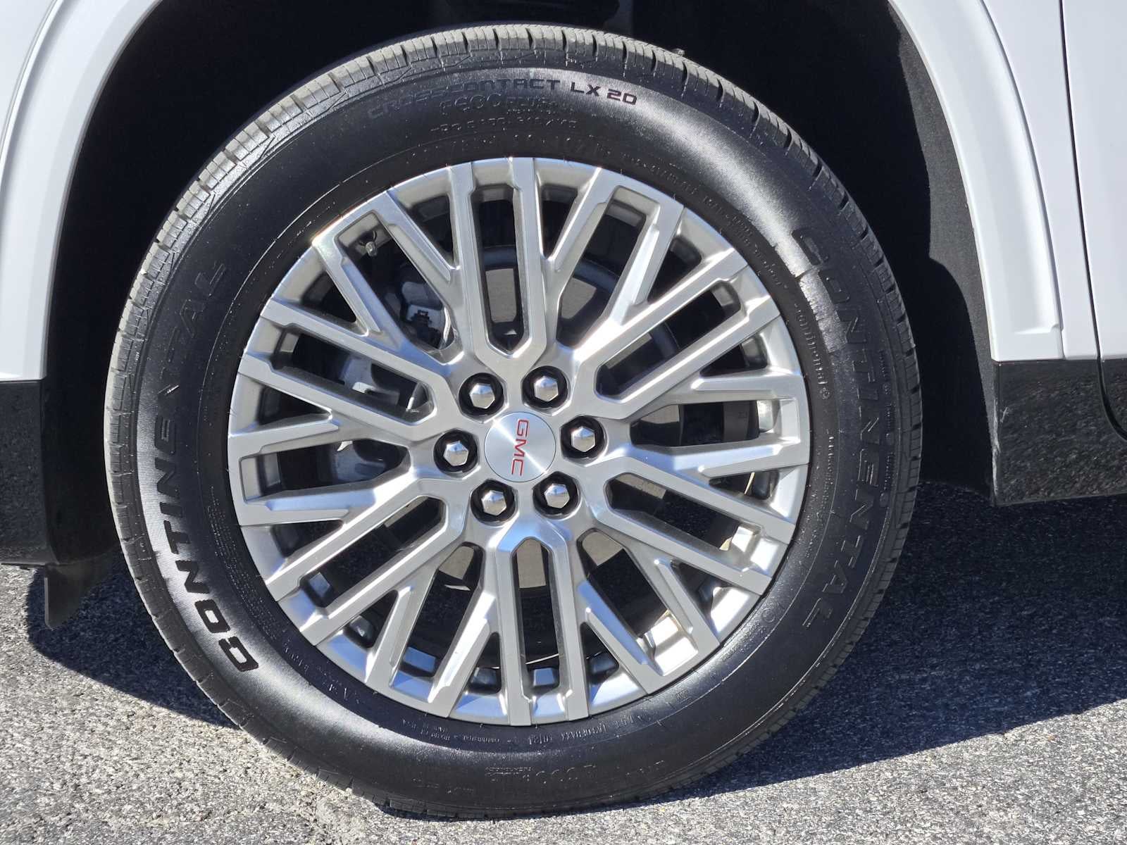 2024 GMC Acadia FWD Denali