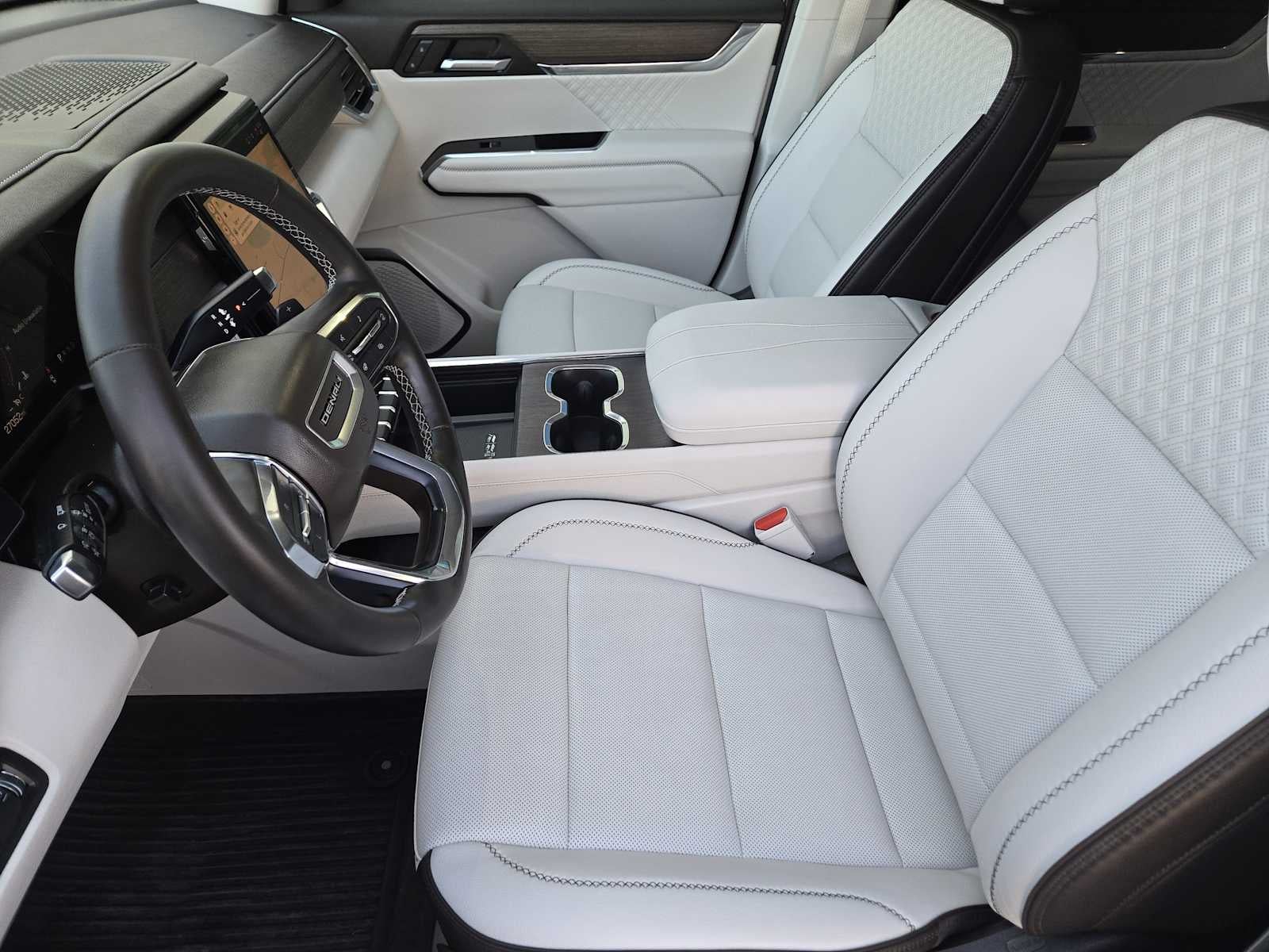 2024 GMC Acadia FWD Denali