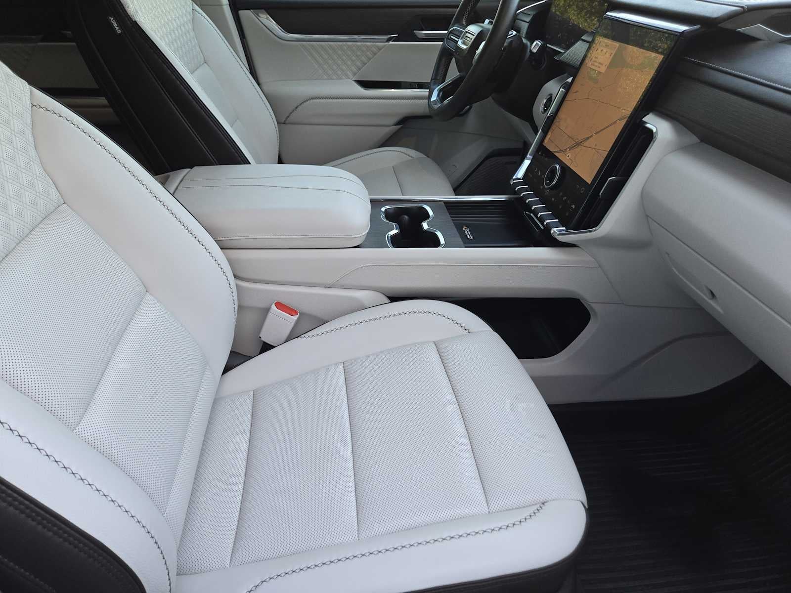 2024 GMC Acadia FWD Denali