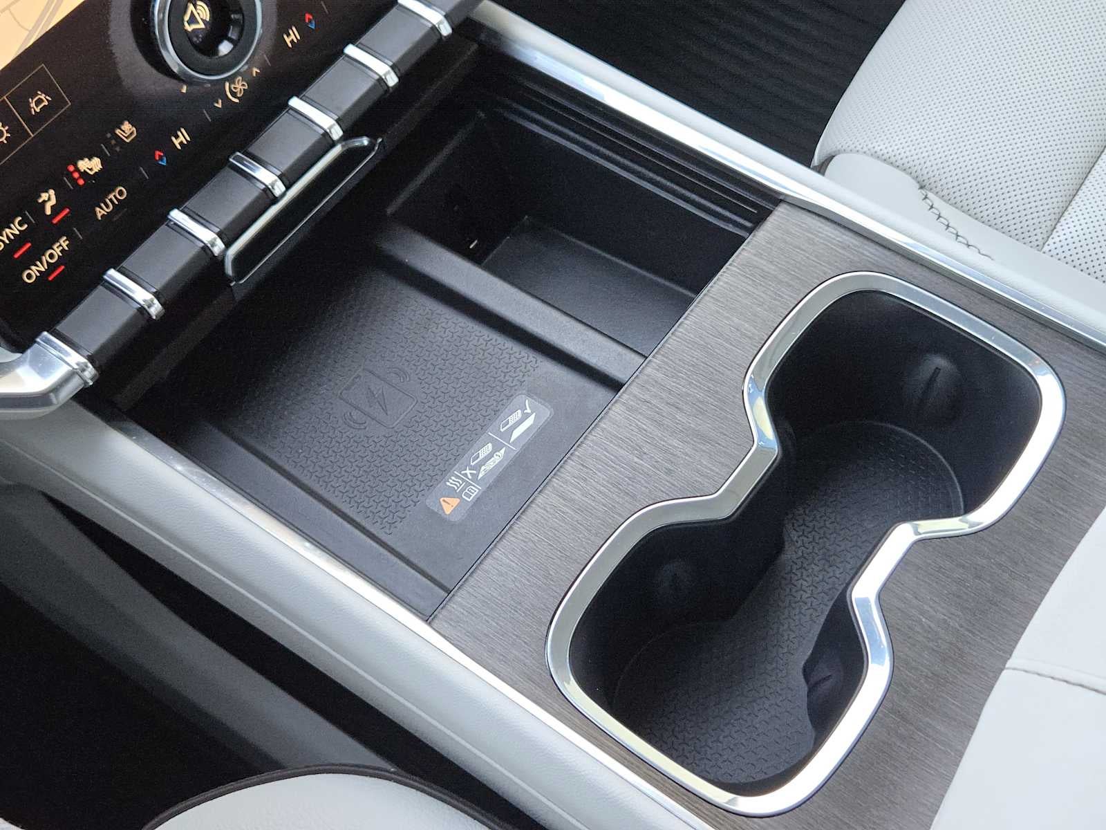 2024 GMC Acadia FWD Denali