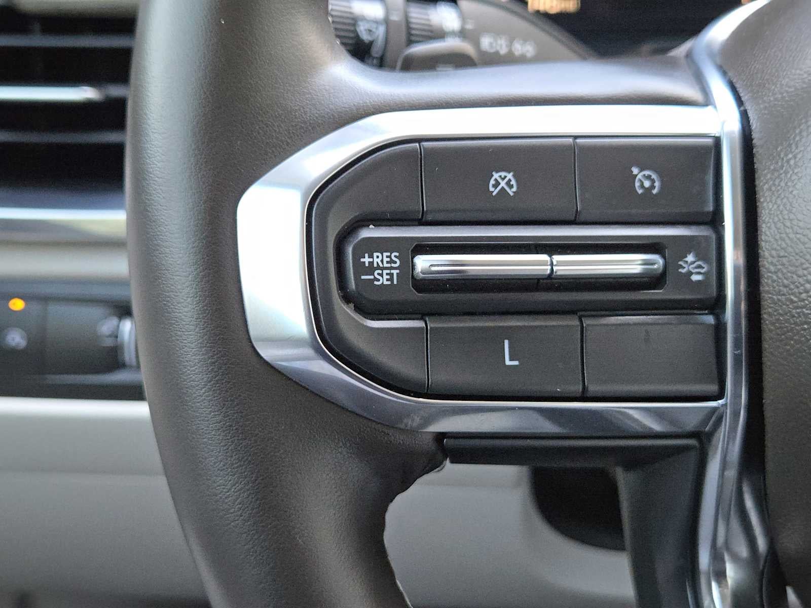 2024 GMC Acadia FWD Denali