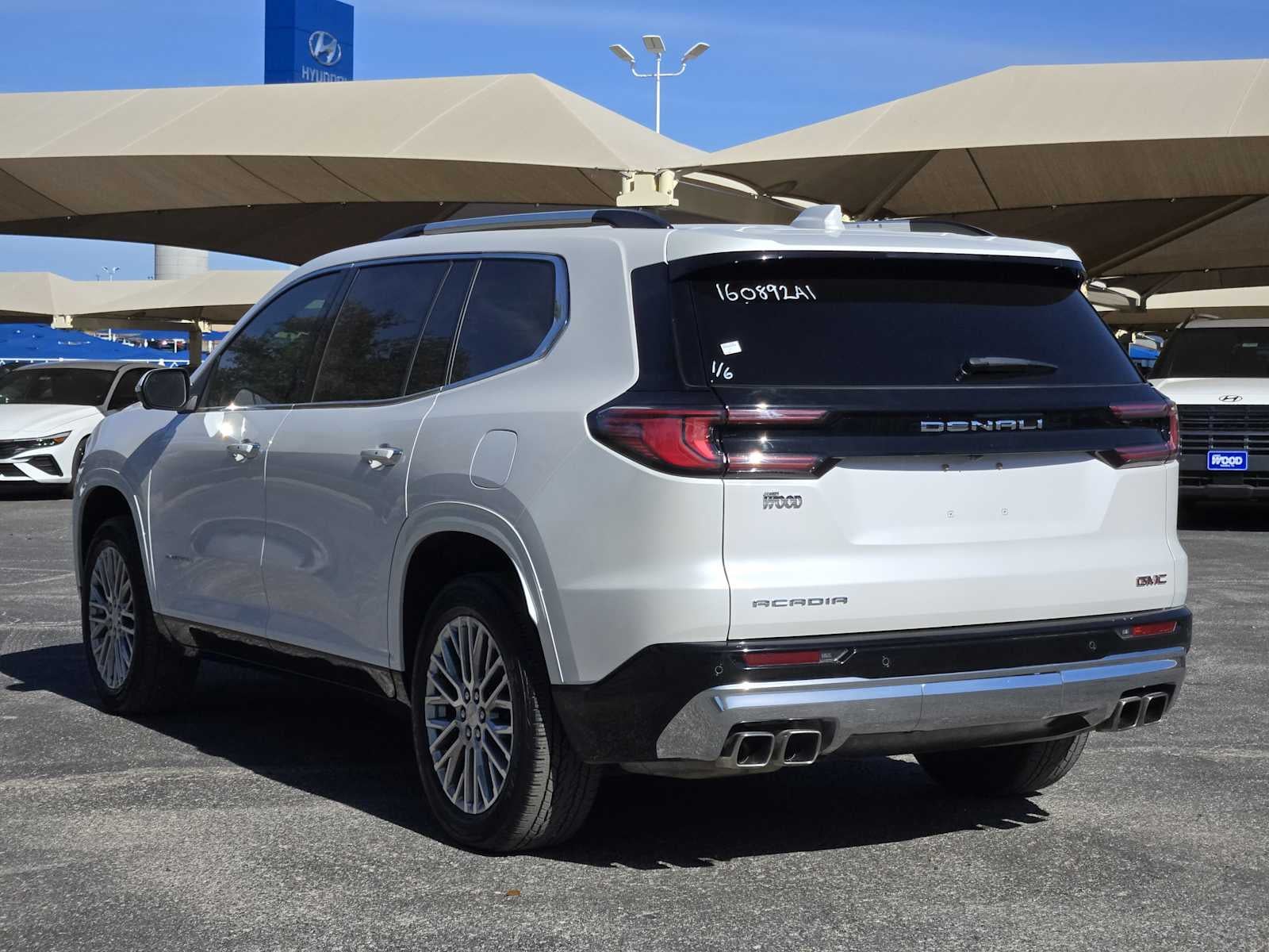 2024 GMC Acadia FWD Denali