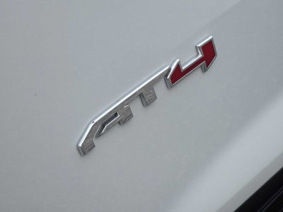 2025 GMC Acadia AWD AT4